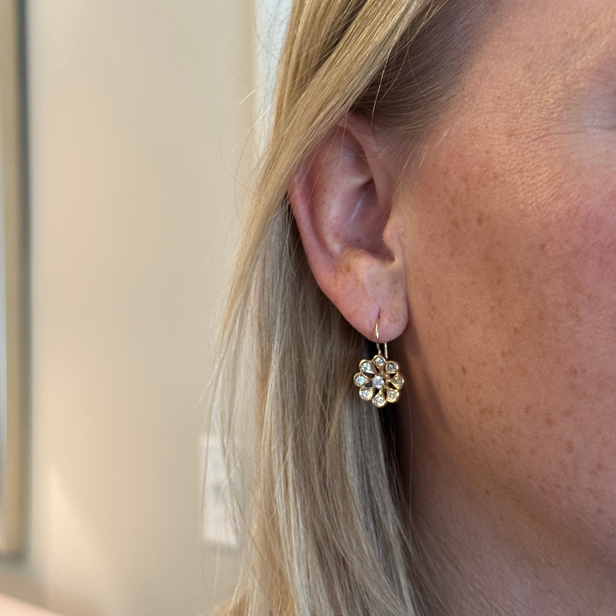 14K Yellow Gold Diamond Flower Drop Earrings for Women - Elegant Dangle Earrings for Weddings, Parties & Special Occasions