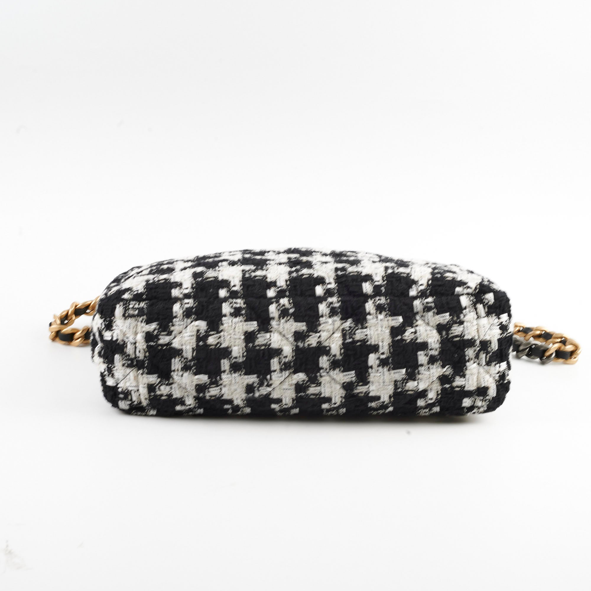 Chanel 19 Tweed Handbag Medium/Large Flap Bag 2020 Collection - Luxury Designer Shoulder Bag for Women, Perfect for Work, Parties & Special Occasions