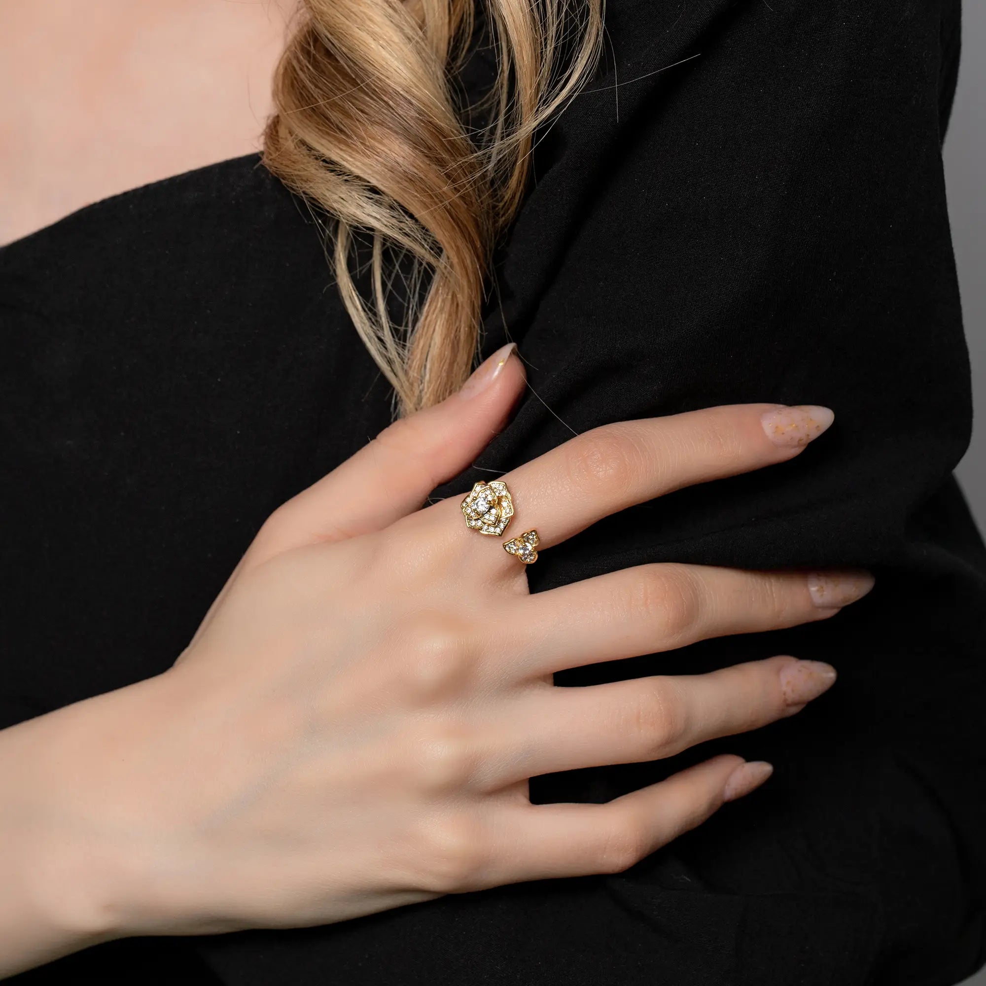 14K Gold Flower Ring for Women - Elegant Floral Jewelry Gift for Birthday, Anniversary & Valentine's Day