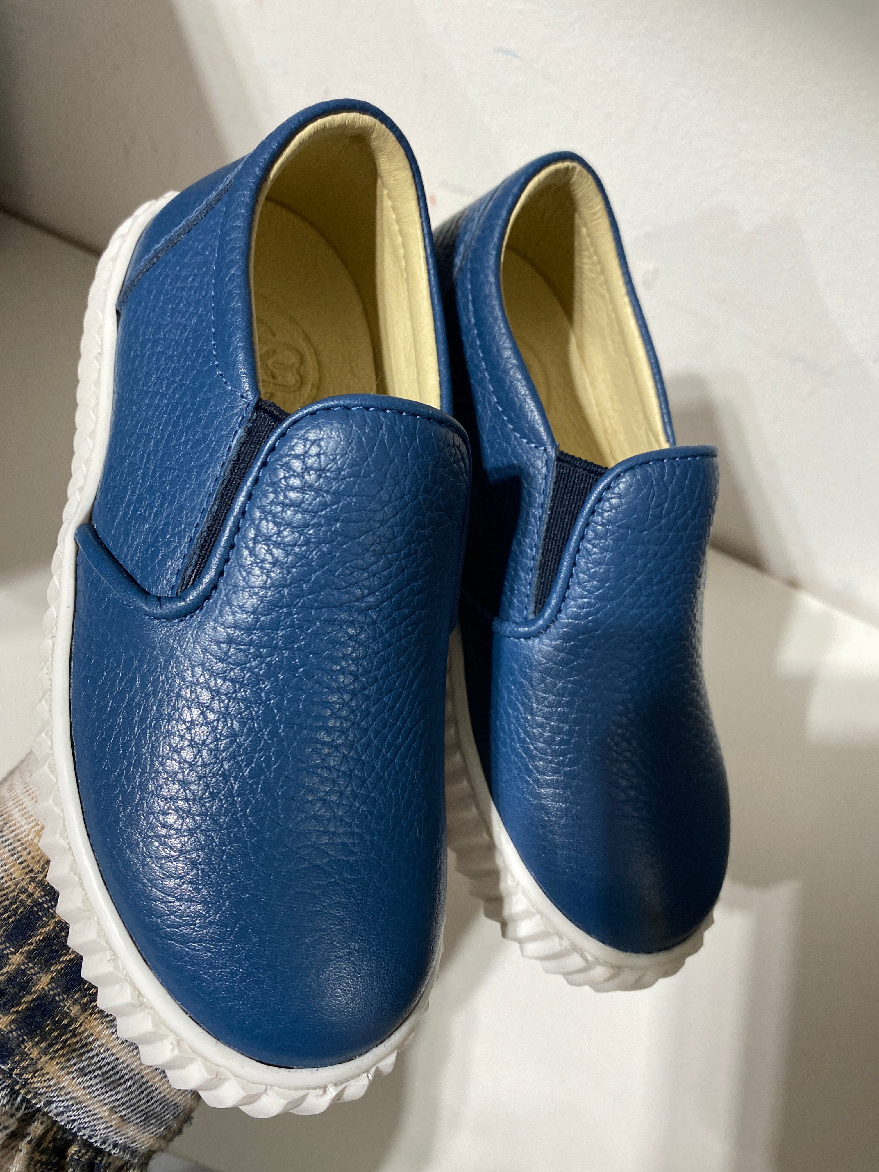 Blublonc Azul Pebbled Slip On Sneakers for Men - Comfortable Casual Loafers with Memory Foam - Perfect for Walking, Travel & Everyday Wear