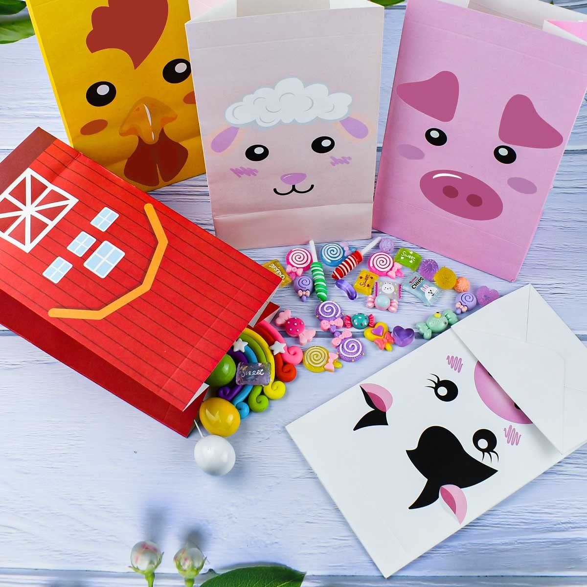 12 Pack Animal Party Favor Bags - Farm & Jungle Safari Theme Treat Goodie Bags for Birthday Parties, Candy Treat Bags, Barnyard Party Supplies, Paper Gift Bags - Perfect for Kids Birthday, Baby Shower & Themed Events