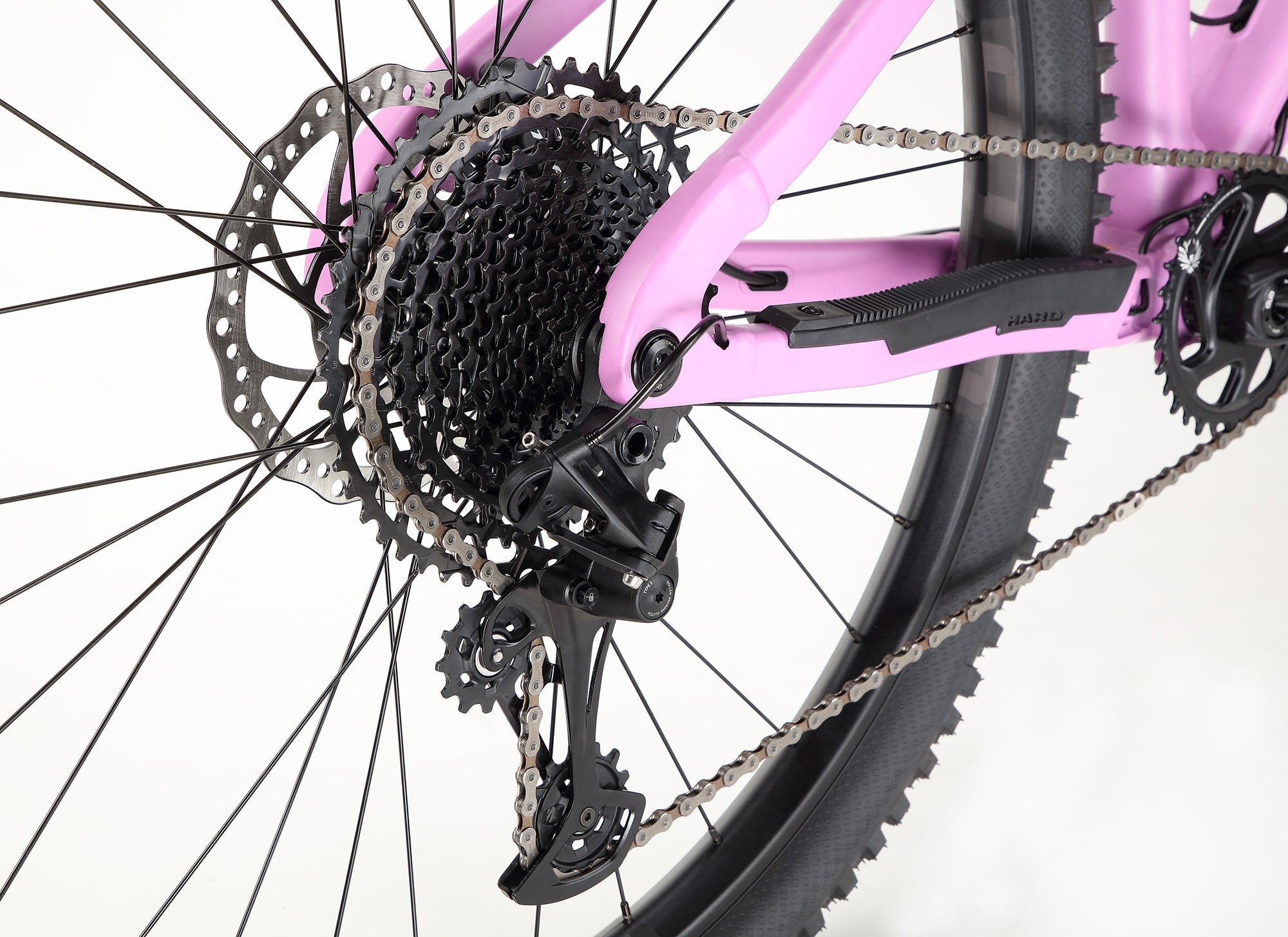 Open Box Haro Saguaro 2 Hardcore Hardtail Mountain Bike - Perfect for Trail Riding & Off-Road Adventures
