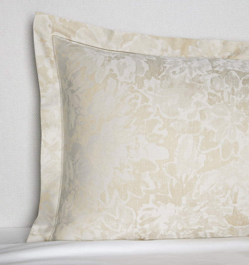 Luxury Petalo Duvet Cover Set - Soft & Breathable Bedding for All Seasons - Perfect for Master Bedroom, Guest Room & Hotel Decor