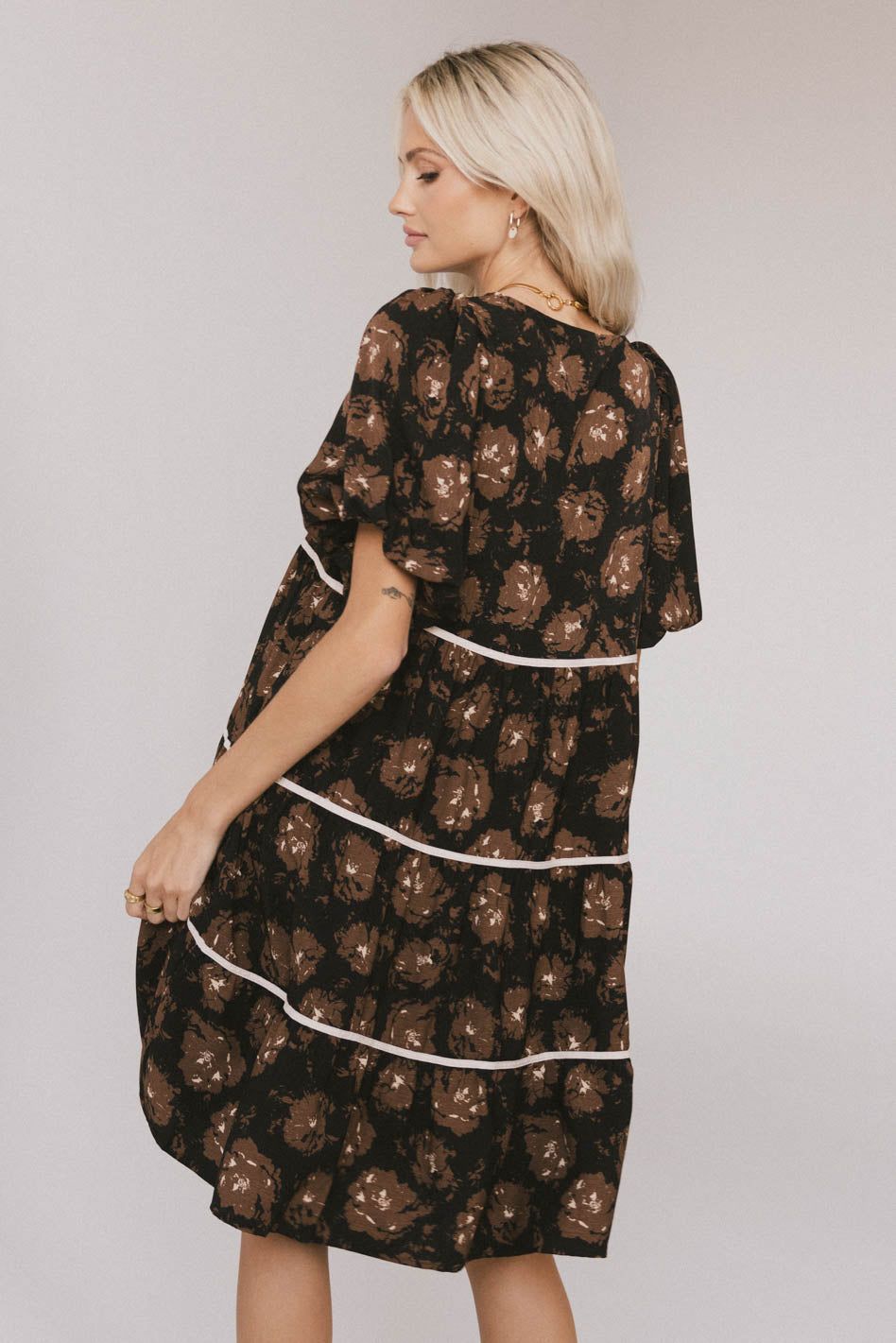 Ostella Floral Midi Dress - Women's Summer Boho Flowy Dress with Short Sleeves - Perfect for Beach Vacations, Date Nights & Garden Parties