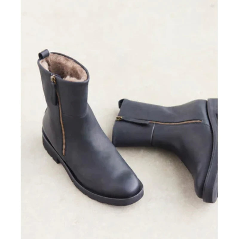 Darbette Women's Leather Shearling Winter Boots - Ringo Black | Warm & Comfortable Ankle Boots for Cold Weather, Snow & Outdoor Activities