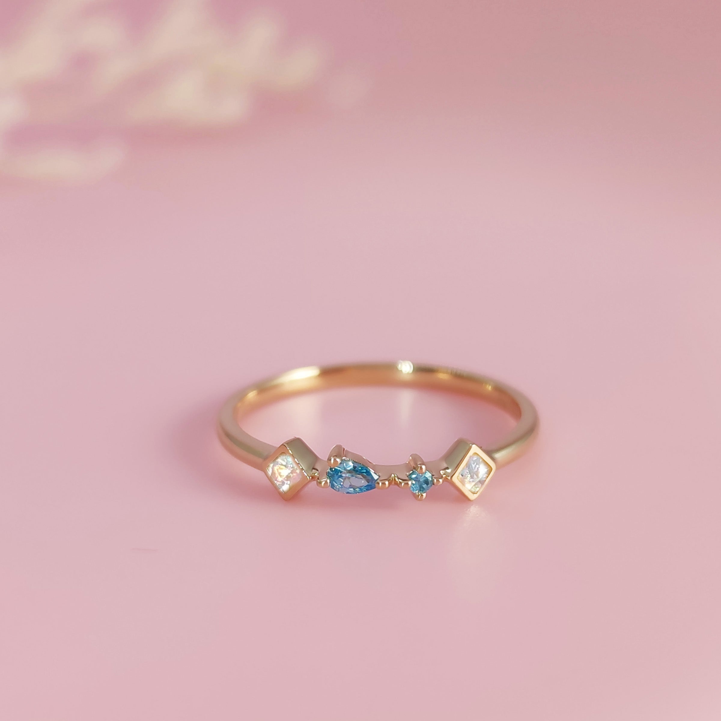 Starlit Whimsy Ashes Ring with Birthstone - Elegant Memorial Jewelry for Women, Perfect for Remembrance, Anniversaries & Special Occasions