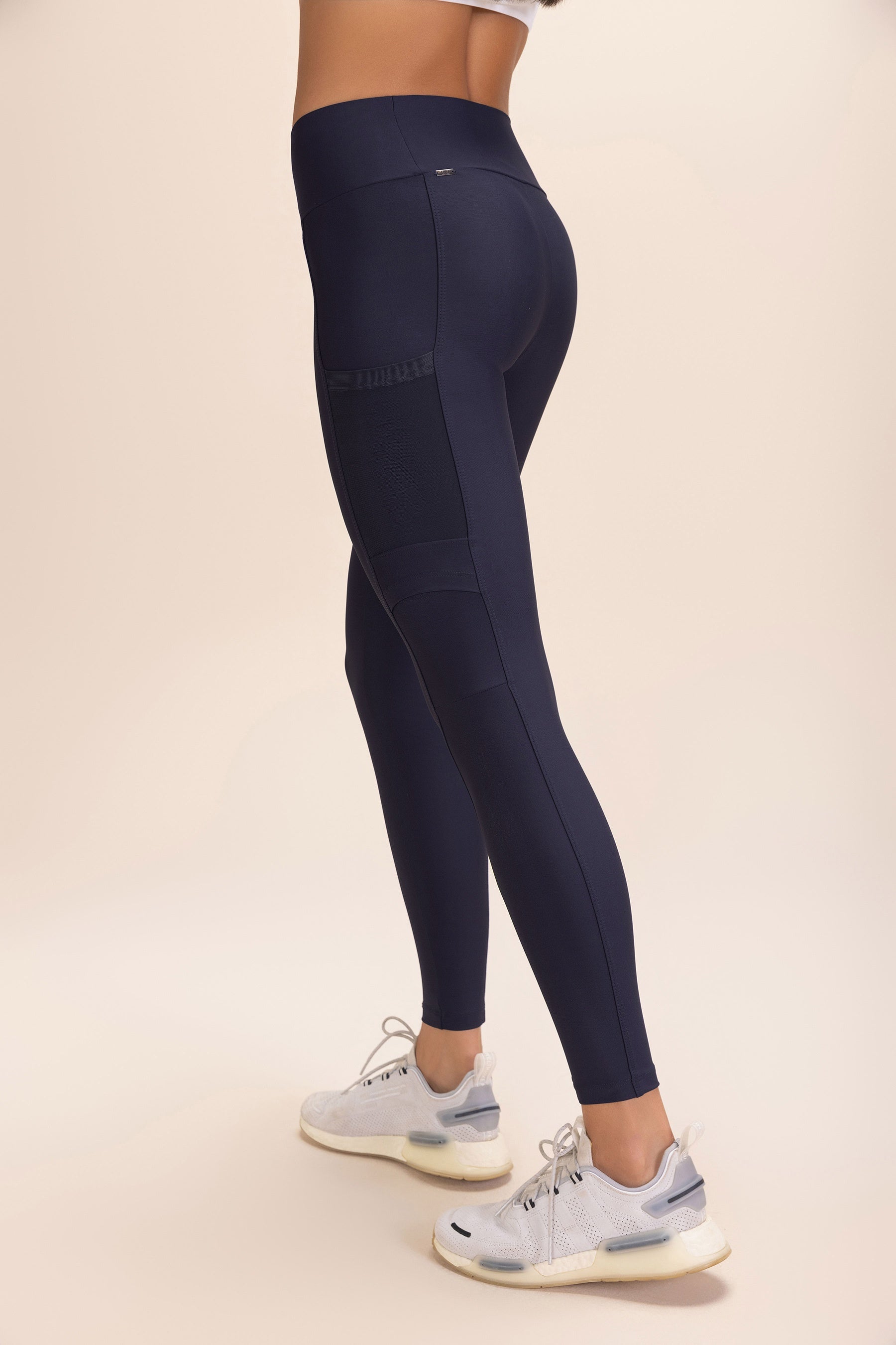 Hydefit® Adaptiv Strong Leggings - High Waist Yoga Pants for Women, Tummy Control Workout Leggings with 4-Way Stretch - Perfect for Gym, Running & Everyday Wear