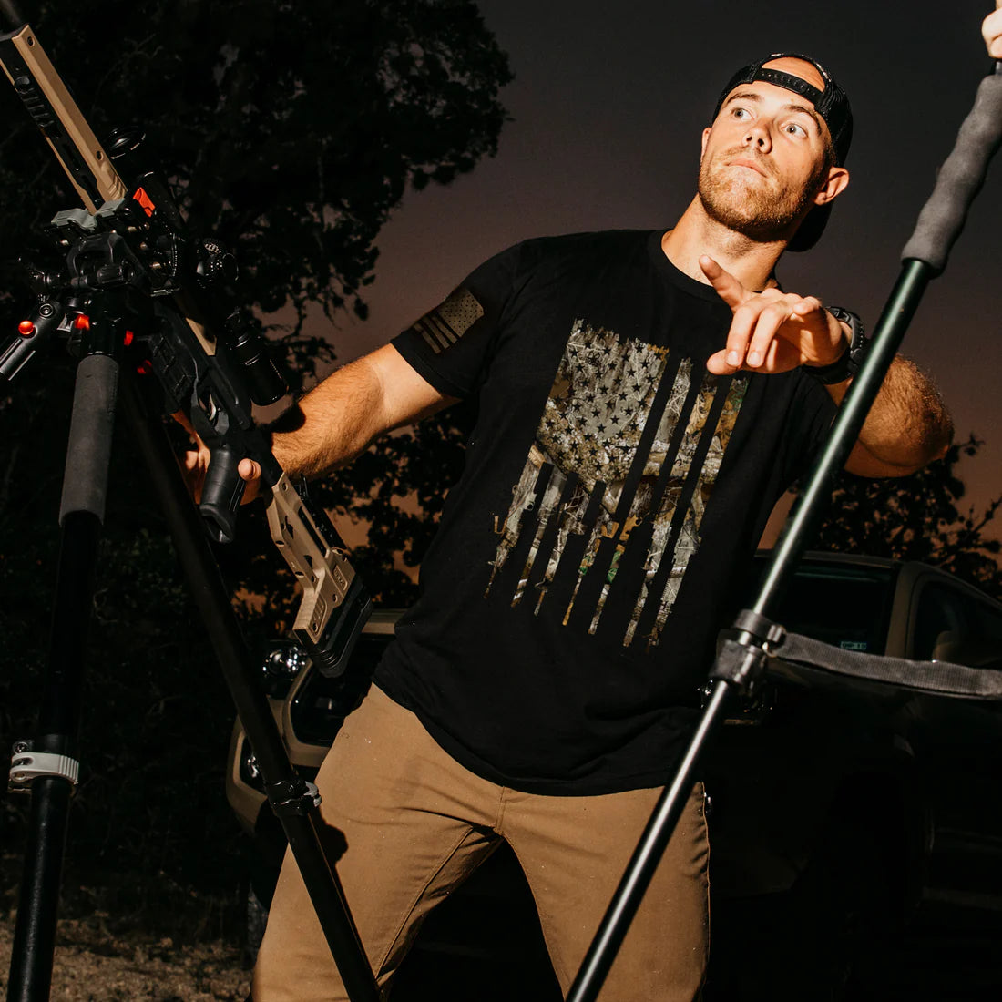 Realtree Edge® Camo Rifle Flag T-Shirt for Men - Black - Hunting, Shooting Range & Outdoor Activities