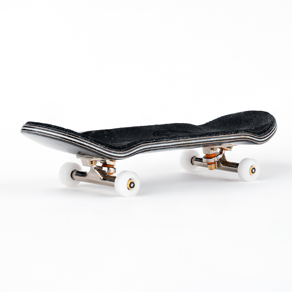 Blackriver Fingerboard Complete - Professional Finger Skateboard for Tricks & Stunts | Perfect for Skateboard Enthusiasts & Collectors | Great for Indoor Practice & Office Desk Fun