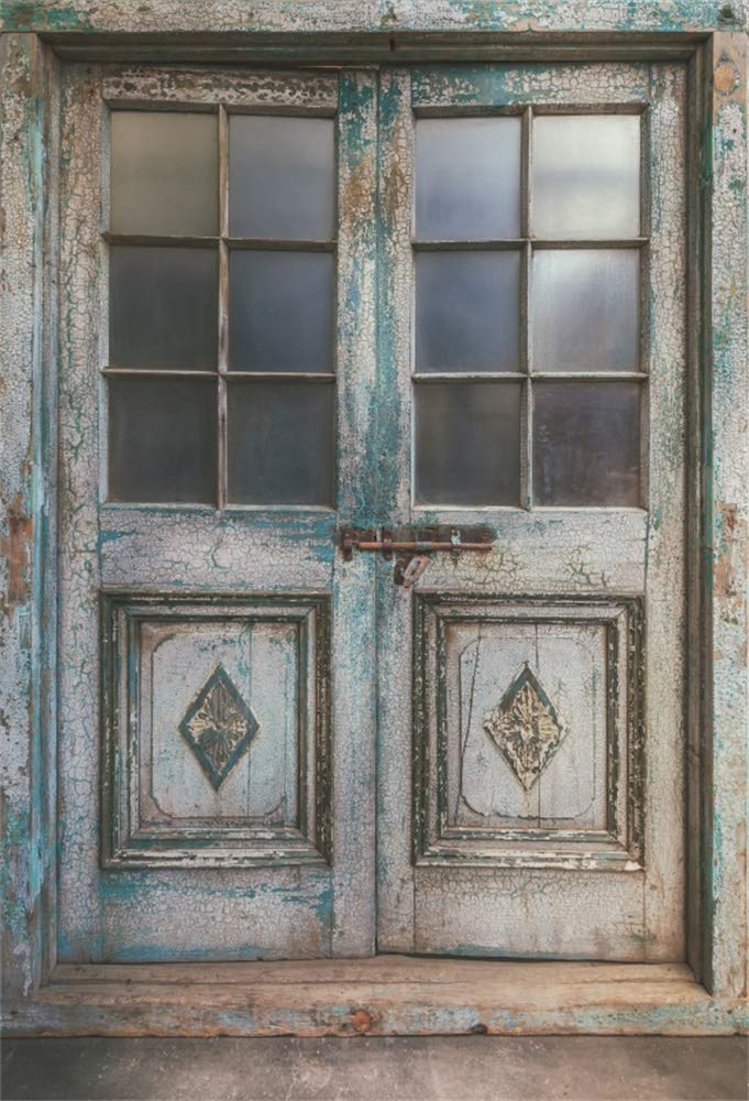 7x10ft Old Grunge Door Backdrop - Shabby Weathered Western Barn Wooden Gate Photo Background for Baby Boy, Farmer Portrait, Kids Photoshoot | Studio Props, Vinyl Wallpaper Poster | Perfect for Western-Themed Parties, Rustic Weddings & Vintage Photography