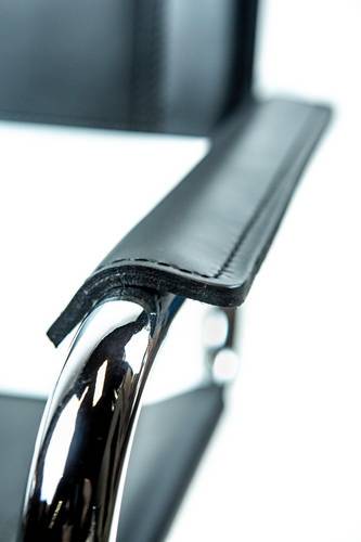Mart Stam Cantilever Armchair - Black Leather Modern Office Chair for Home & Office - Mid-Century Design Ergonomic Seating for Living Room, Lounge & Workspace