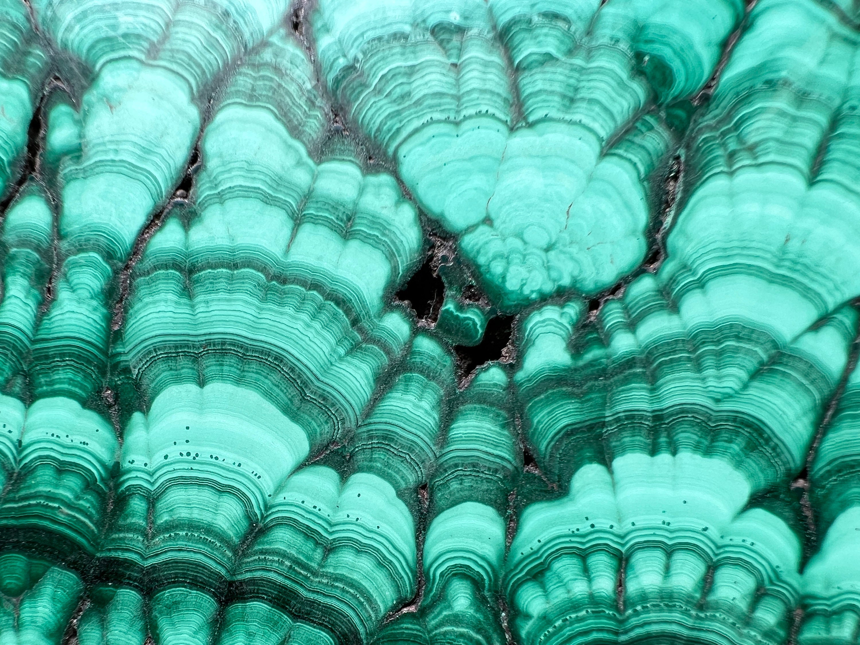 Premium Malachite Crystal Slab - Natural Green Malachite Stone for Jewelry Making, Unique Gifts & Home Decor (50420) | Healing Crystal Display, Meditation Stone, Feng Shui Decor