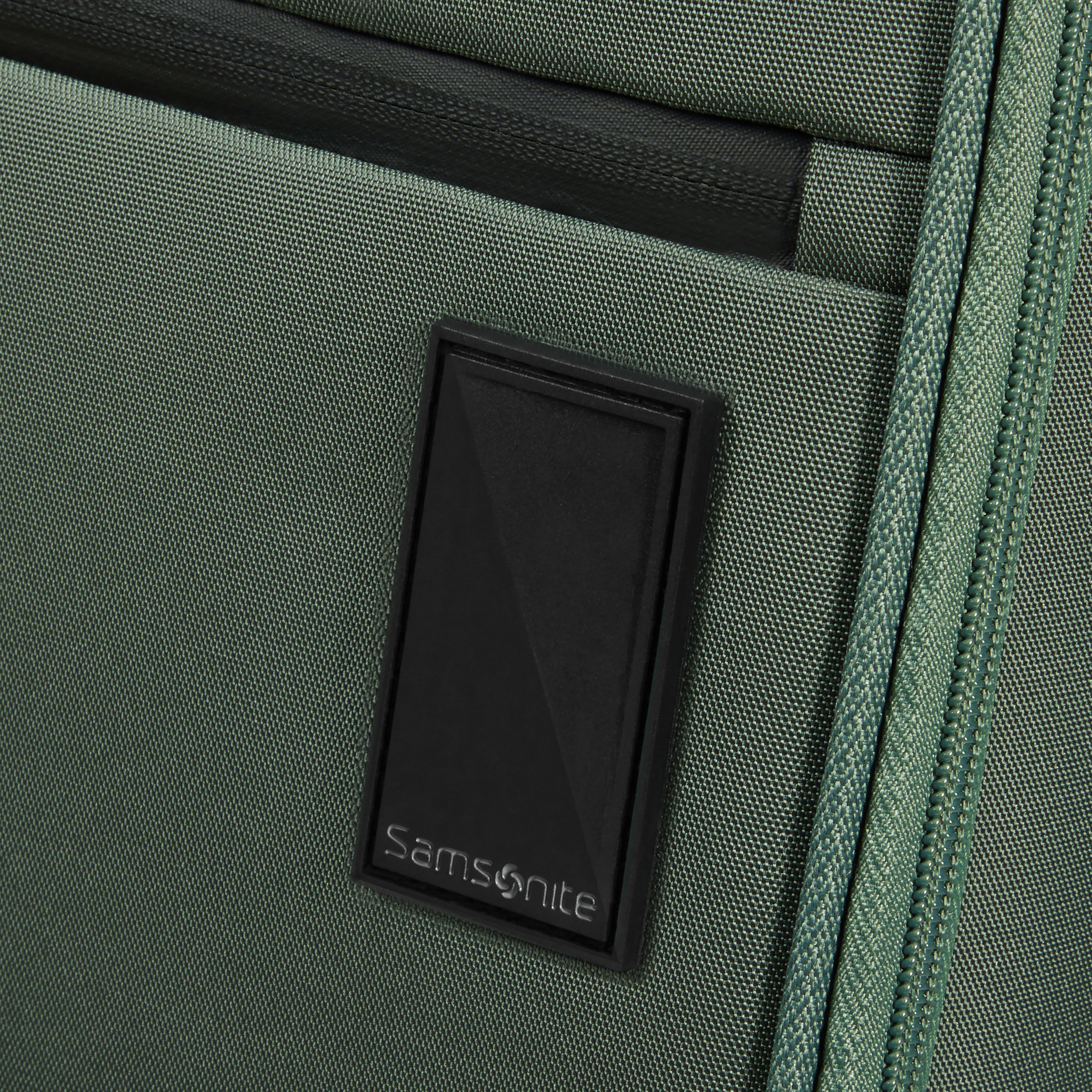 Samsonite Vaycay Spinner Medium Expandable Luggage - 28