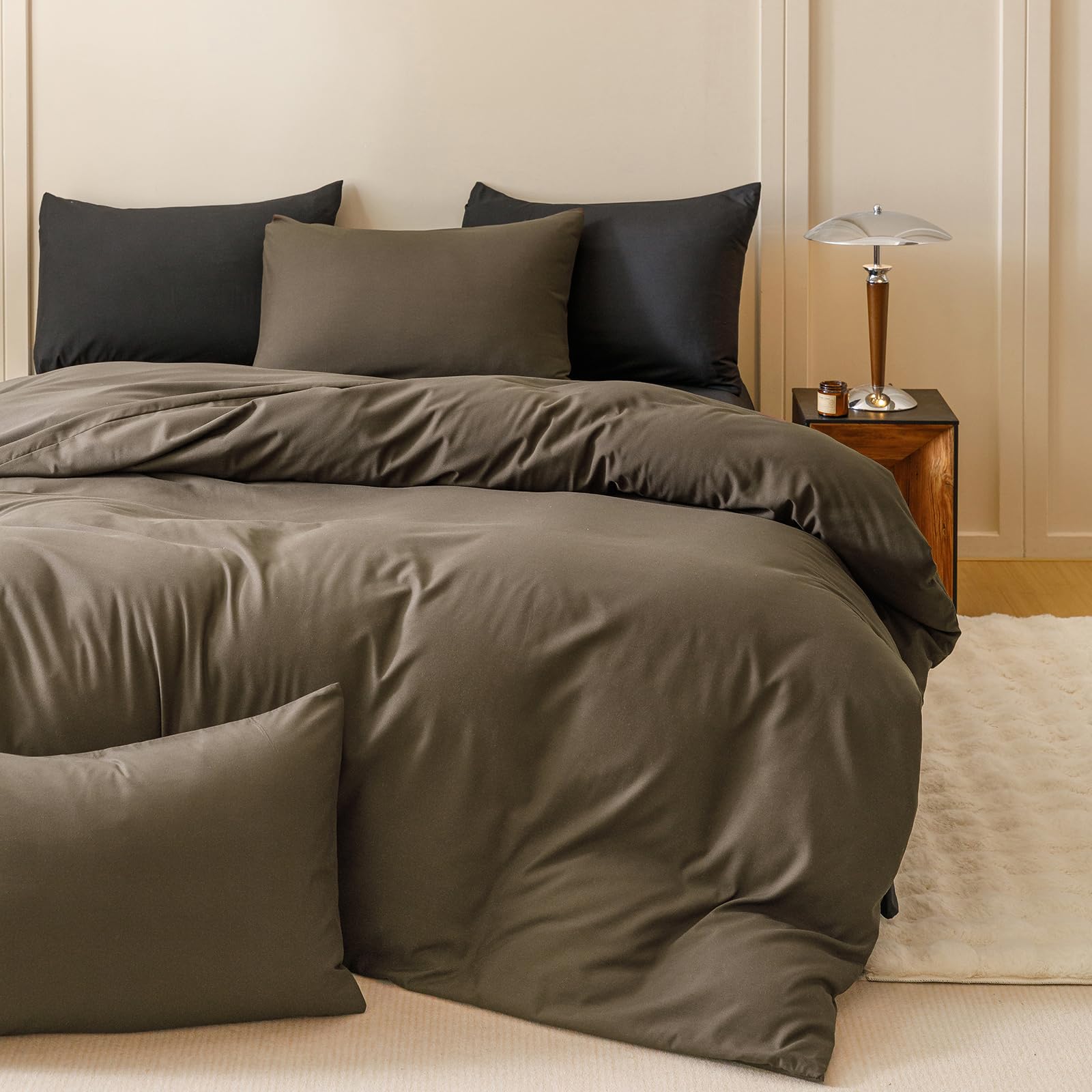 CLOTHKNOW Chestnut Brown Comforter Set 3-Piece California King - Soft Dark Brown Bedding with Mocha Coffee Accents for Cozy Bedroom Decor