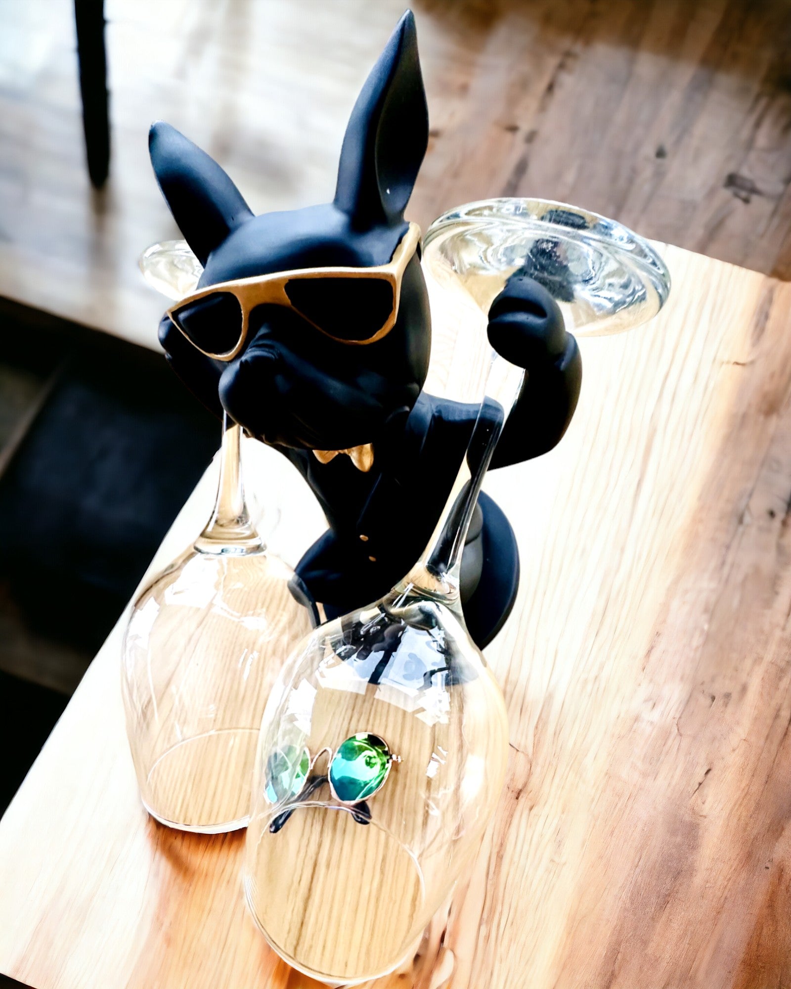 Exclusive Custom Engraved Bulldog Figurine Glass Holder - Elegant Home Bar Decor & Unique Gift for Dog Lovers