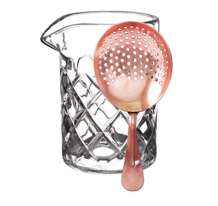 BarConic® Diamond Pattern Mixing Glass with Copper Plated Julep Strainer - Premium Cocktail Mixing Set for Bartenders & Home Bars | Perfect for Crafting Martinis, Old Fashioned & Whiskey Drinks