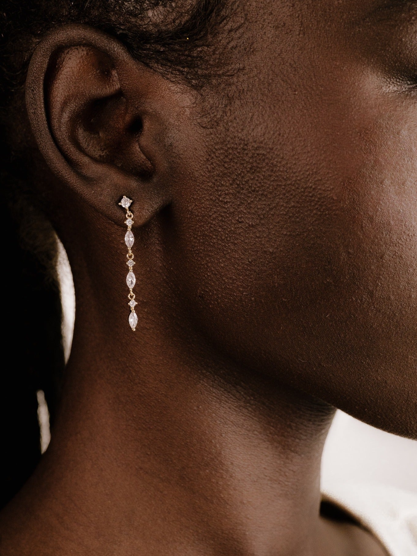 Elegant Linear Crystal Drop Earrings for Women - Sparkling Dangle Earrings for Party, Wedding & Evening Events | Hypoallergenic Fashion Jewelry Gift
