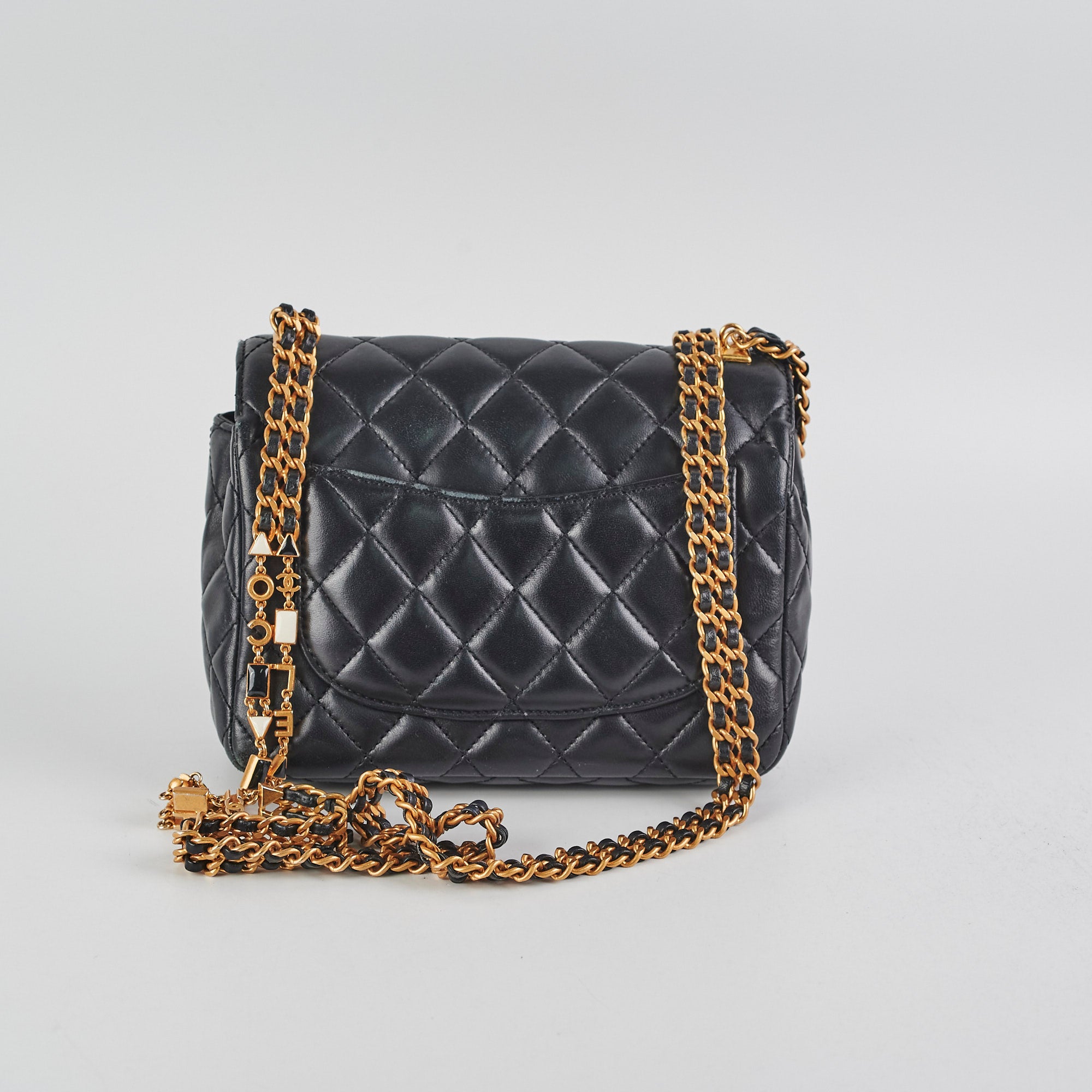 Chanel Seasonal Square Flap Bag - Genuine Lambskin Leather in Classic Black | Perfect for Evening Events & Luxury Fashion Accessories