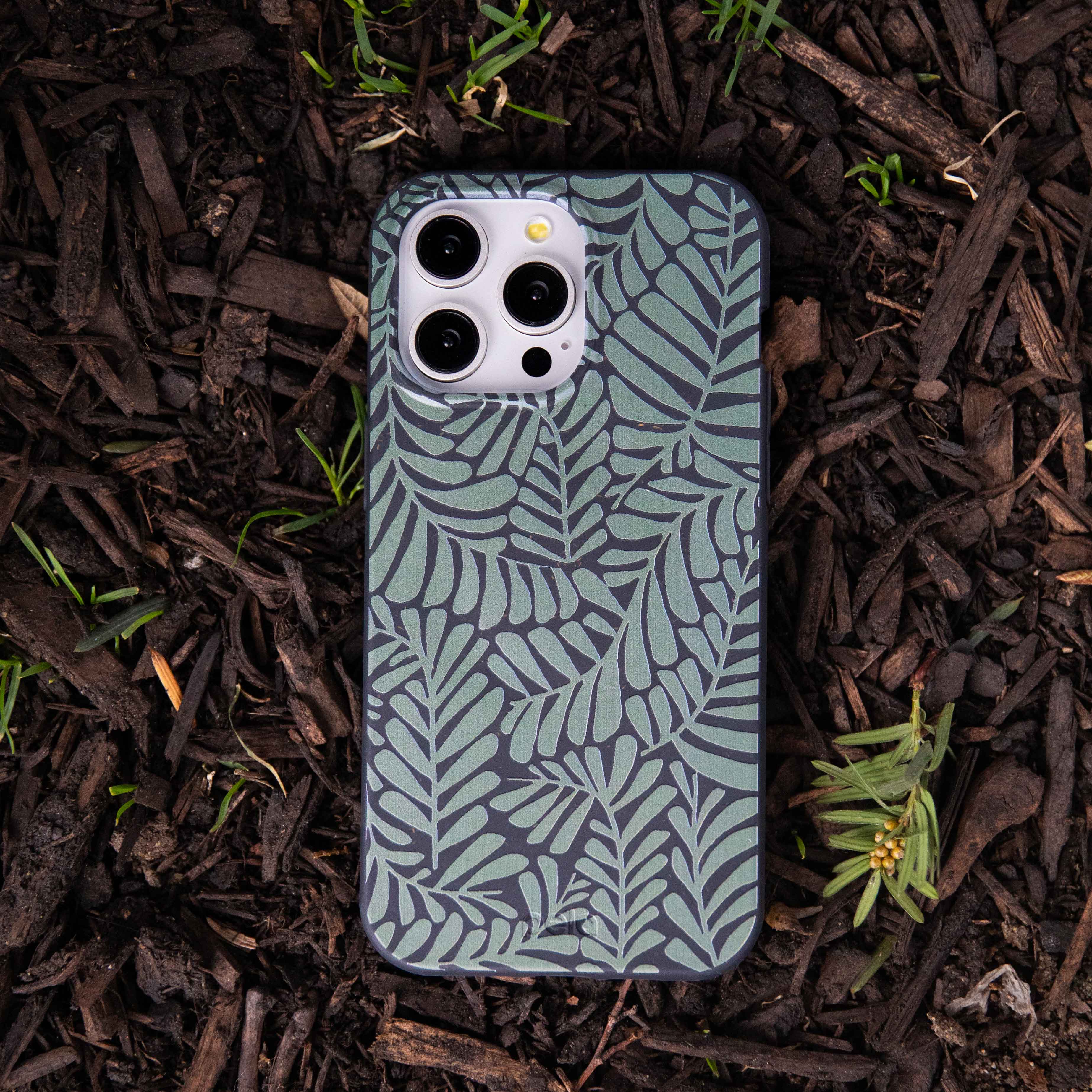 Black Fern Dreams iPhone 14 Plus Case - Premium Protective Cover with Slim Fit & Stylish Design - Perfect for Everyday Use, Travel & Outdoor Activities
