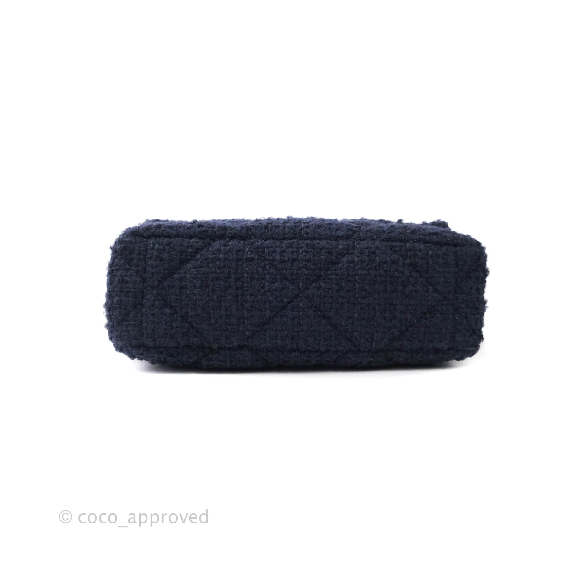Chanel 19 Medium Flap Bag in Navy Tweed with Mixed Hardware - Luxury Designer Handbag for Women, Perfect for Work, Evening Events & Special Occasions