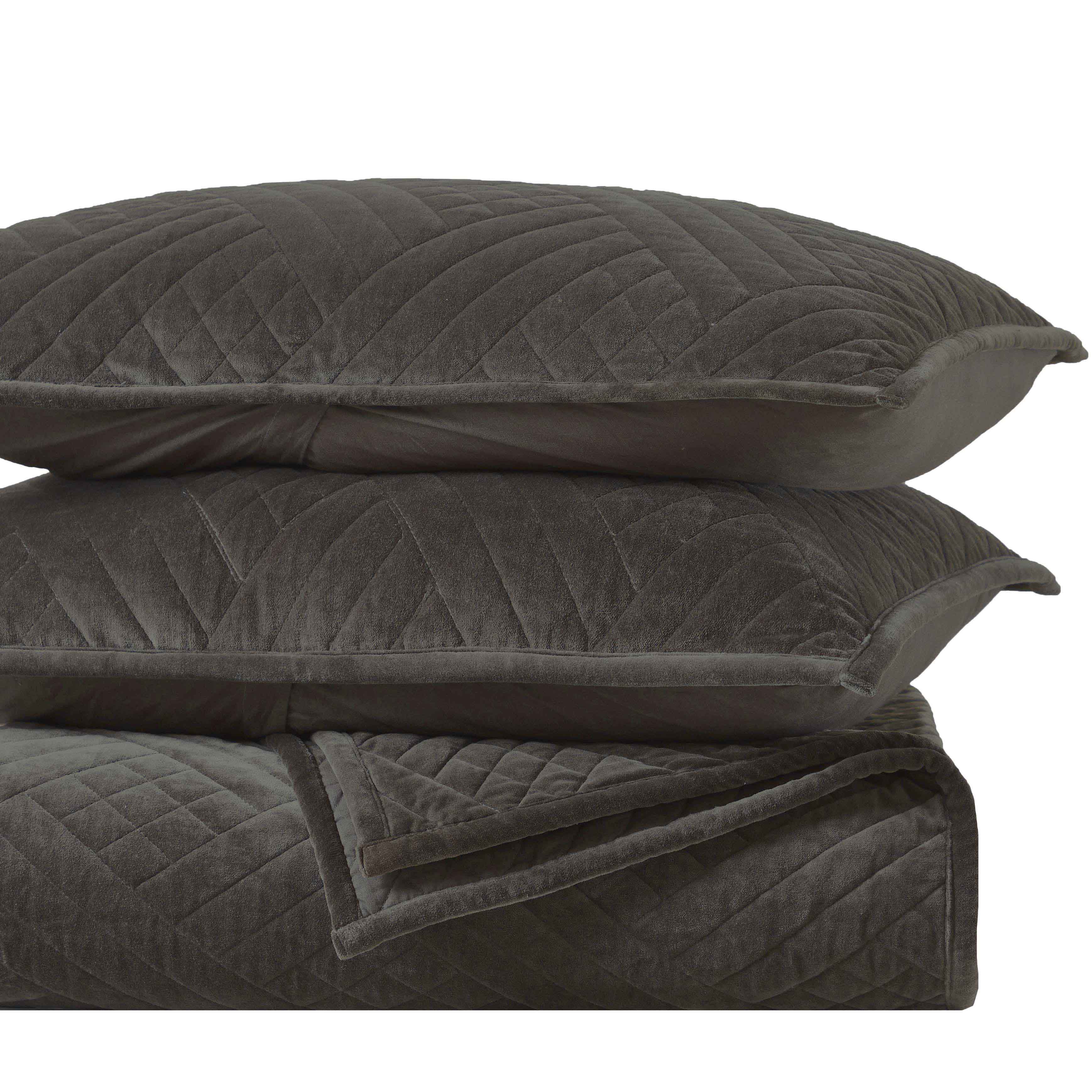 Karina Cotton Velvet Lightweight Quilt & Sham Set - Ultra Soft Bedding for All Seasons | Perfect for Master Bedroom, Guest Room & Cozy Nights