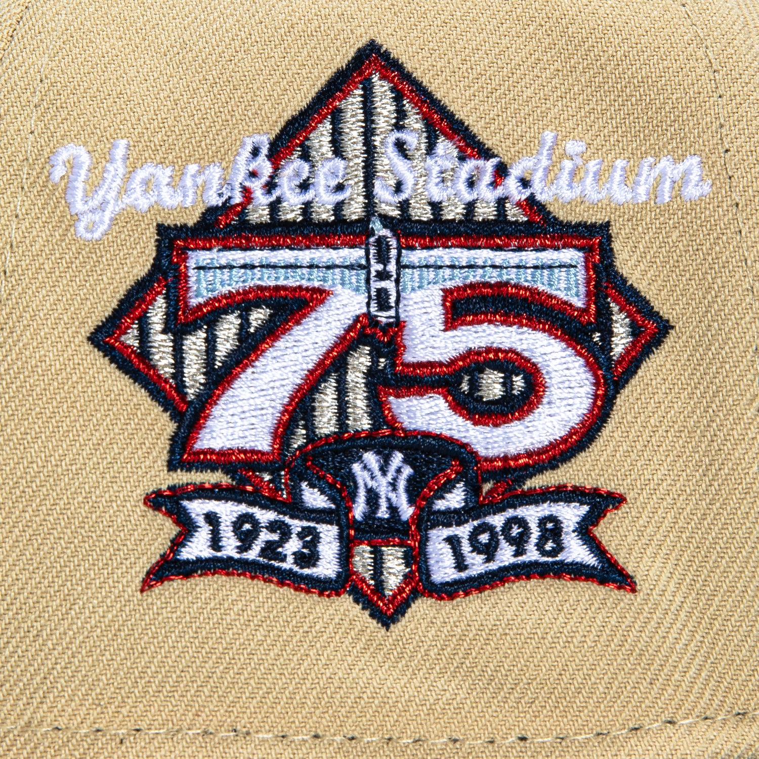 New Era 9Forty A-Frame New York Yankees 75th Anniversary Snapback Hat with Stadium Patch - Tan, Navy, Metallic Gold | Baseball Cap for Fans, Sports Events & Streetwear Fashion