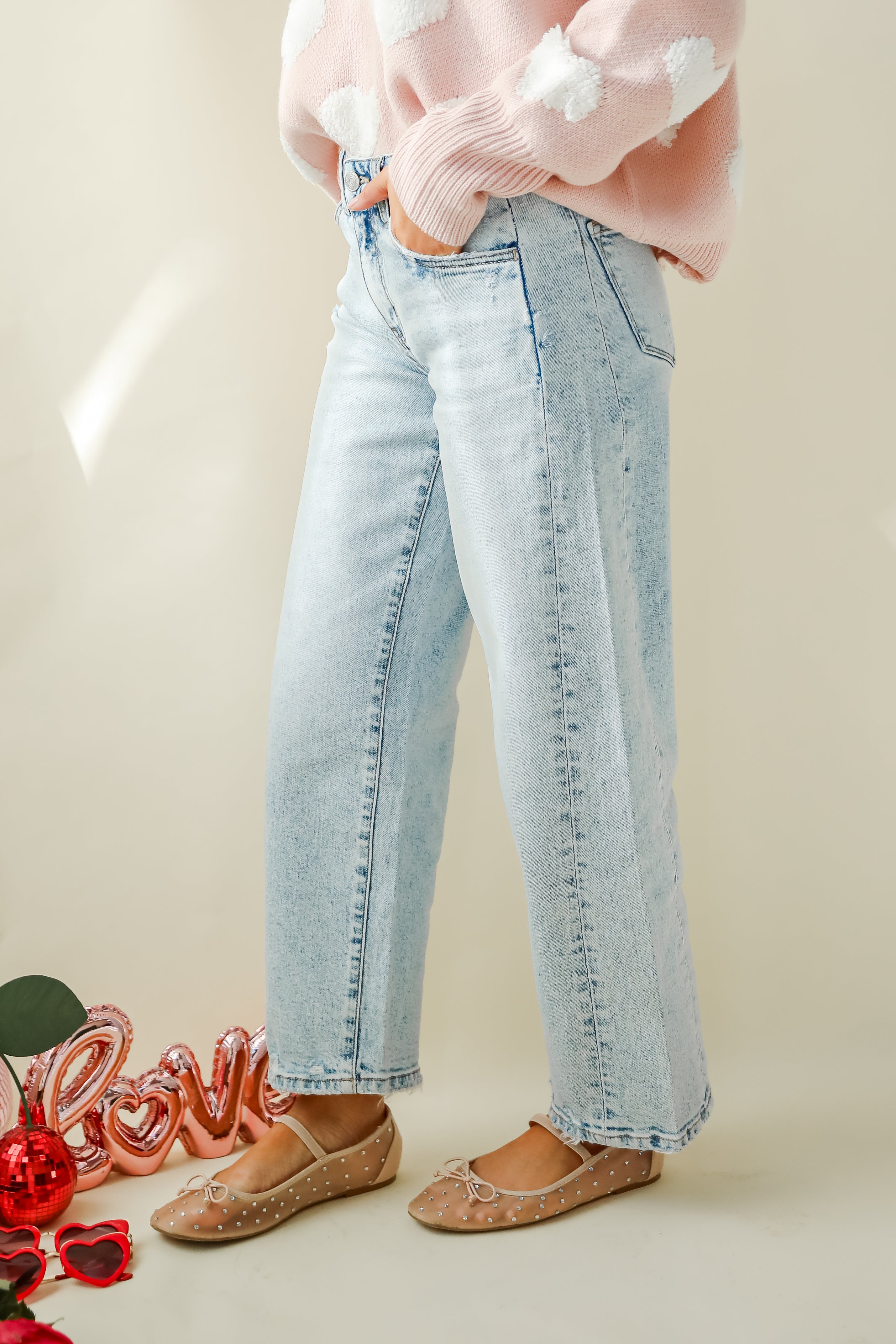 Chelsey Light Wash Barrel Jeans for Women - High Waist Distressed Denim Pants - Casual & Comfortable Stretch Jeans for Everyday Wear | Perfect for Work, Weekend Outings & Date Nights