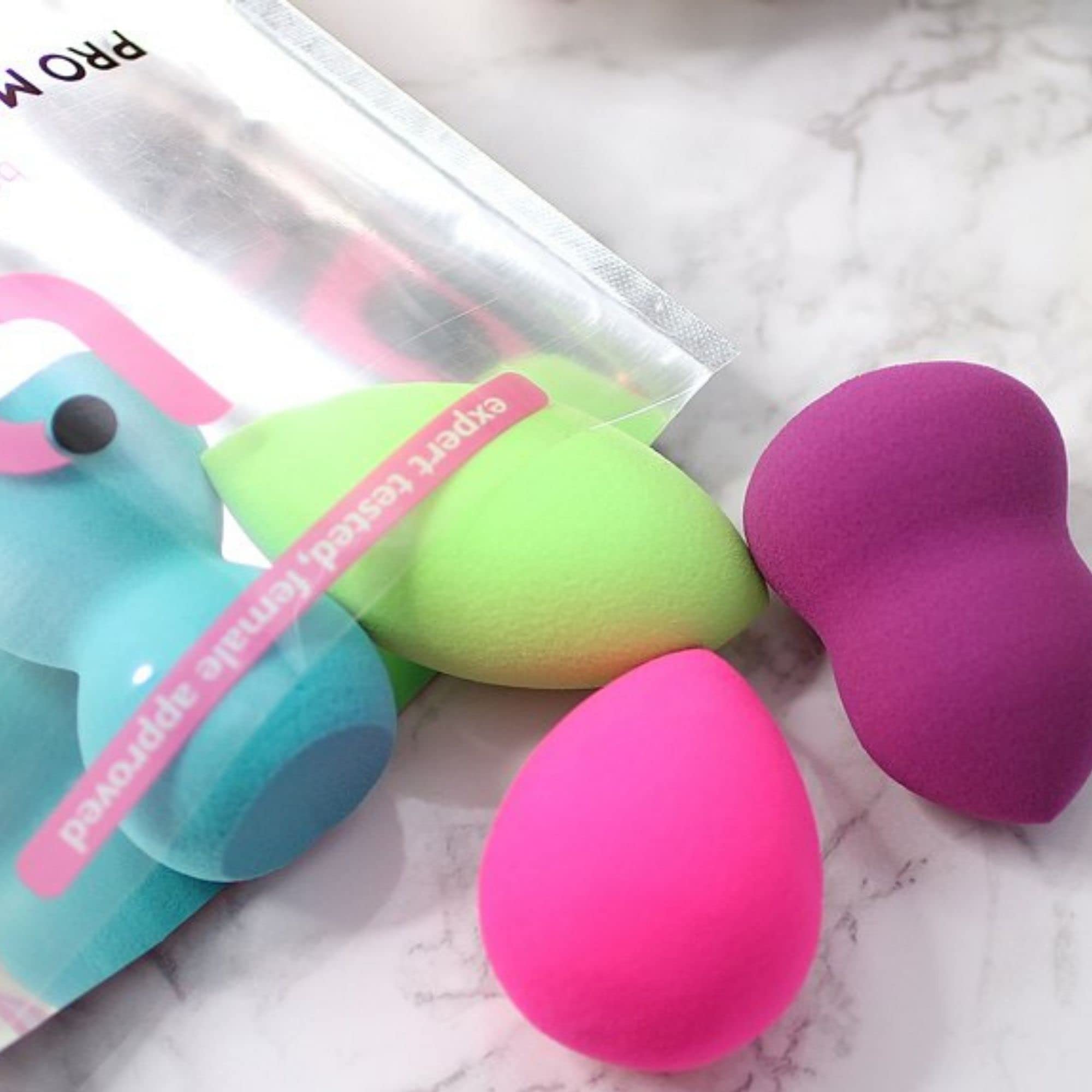Beauty Junkees 4-Piece Makeup Sponge Blenders Set - Latex-Free Cosmetic Sponges for Liquid, Cream & Powder Foundation, Concealer & Contour | Wet & Dry Use | Perfect for Everyday Makeup, Professional Application & Travel