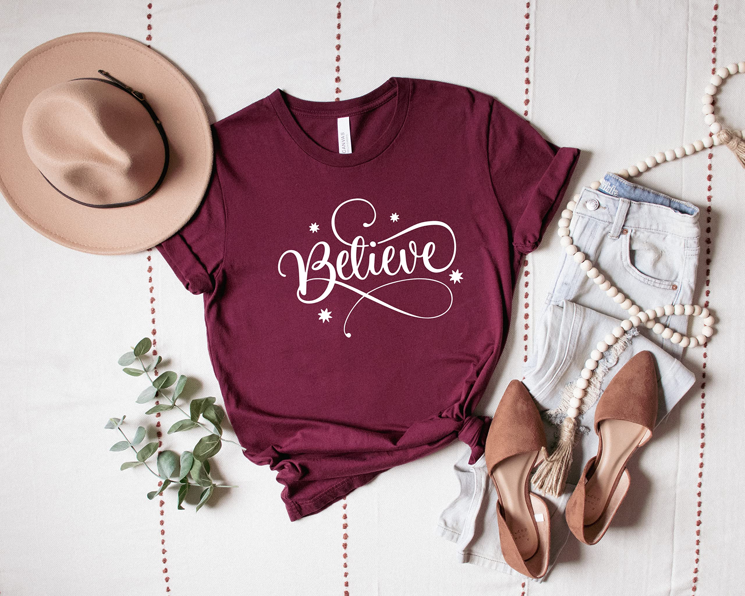 Christmas Believe T-Shirt - Festive Holiday Family Matching Shirts for Christmas Gifts & Holiday Presents | Perfect for Family Photos, Christmas Parties & Holiday Gatherings