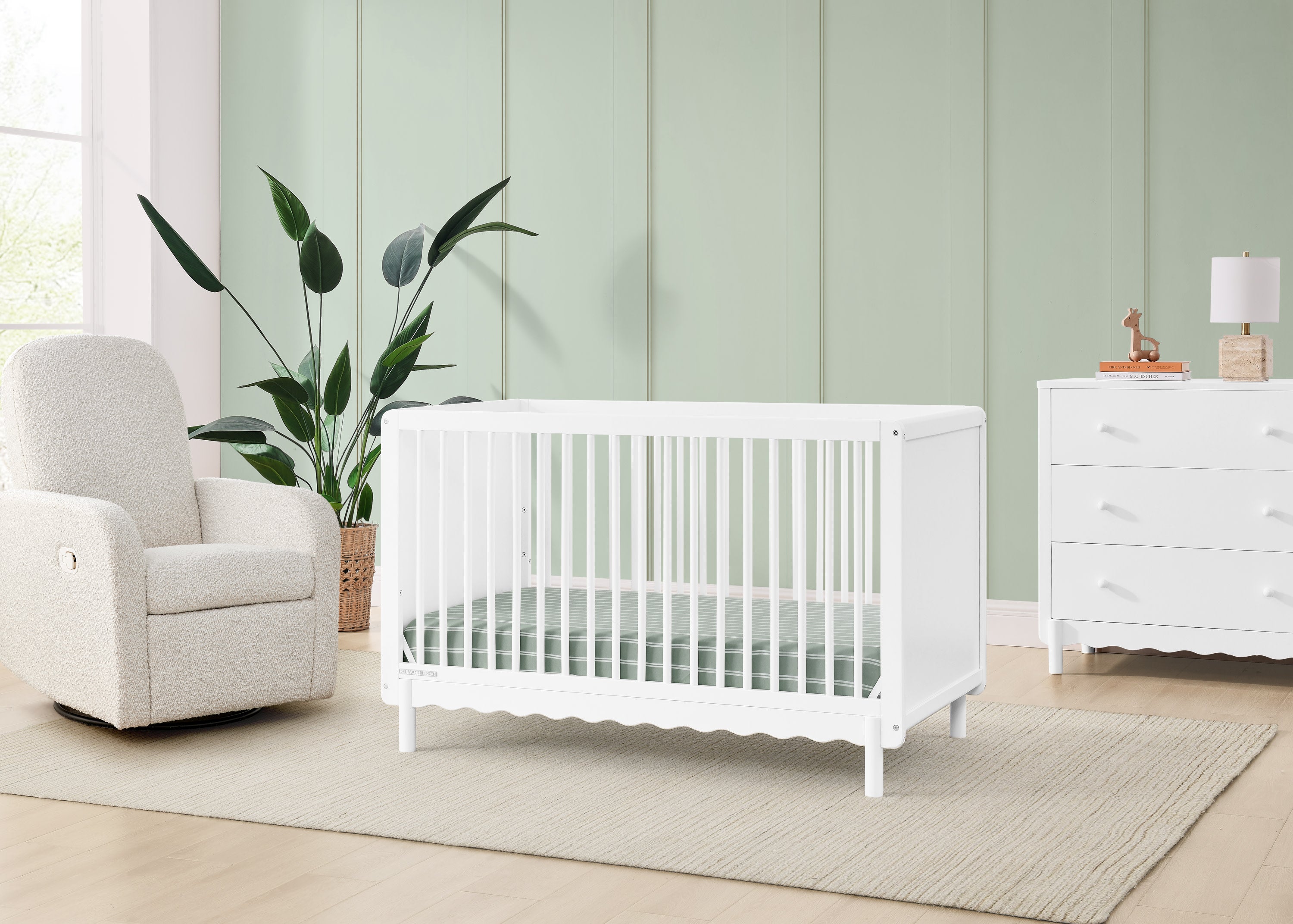 William 4-in-1 Convertible Baby Crib - Greenguard Gold Certified, Toddler Bed & Daybed - Safe Nursery Furniture for Newborns to Kids | Perfect for Modern Nursery, Bedroom & Daycare