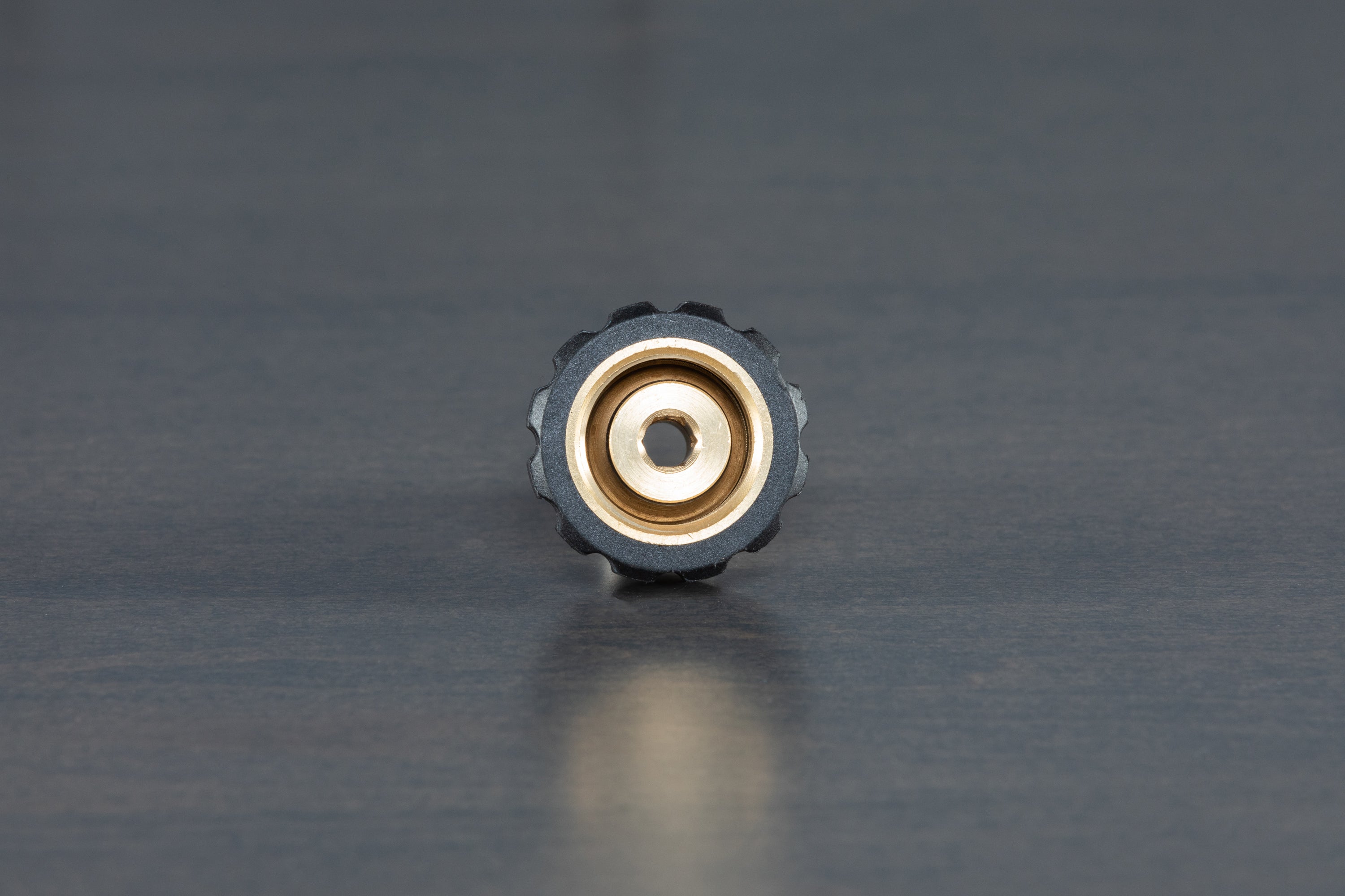 Stainless Steel M22 Female (15mm) to 3/8 Quick Disconnect Plug Adapter - Perfect for Hydraulic Systems, Pneumatic Tools, and Industrial Equipment Connections