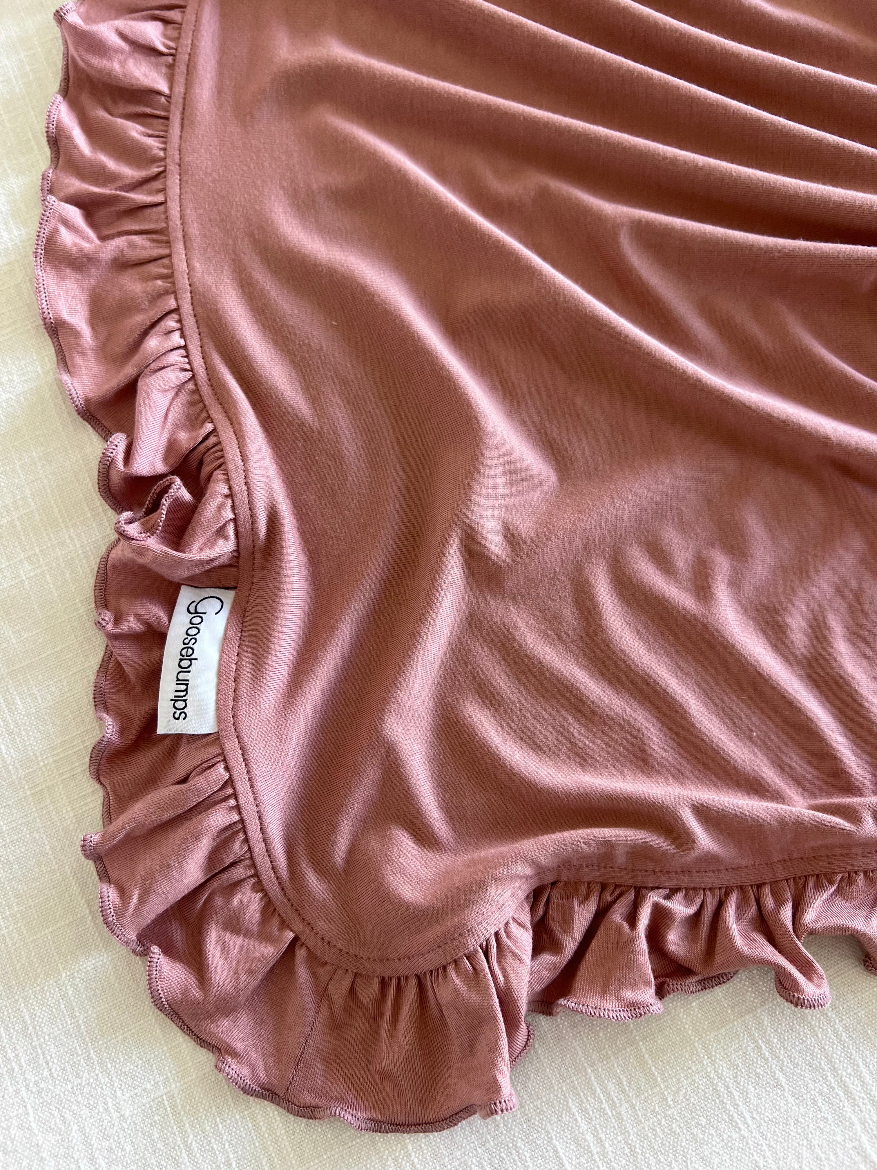 Amore Women's Ruffle Lingerie - Elegant Lace Underwear for Special Occasions & Romantic Nights