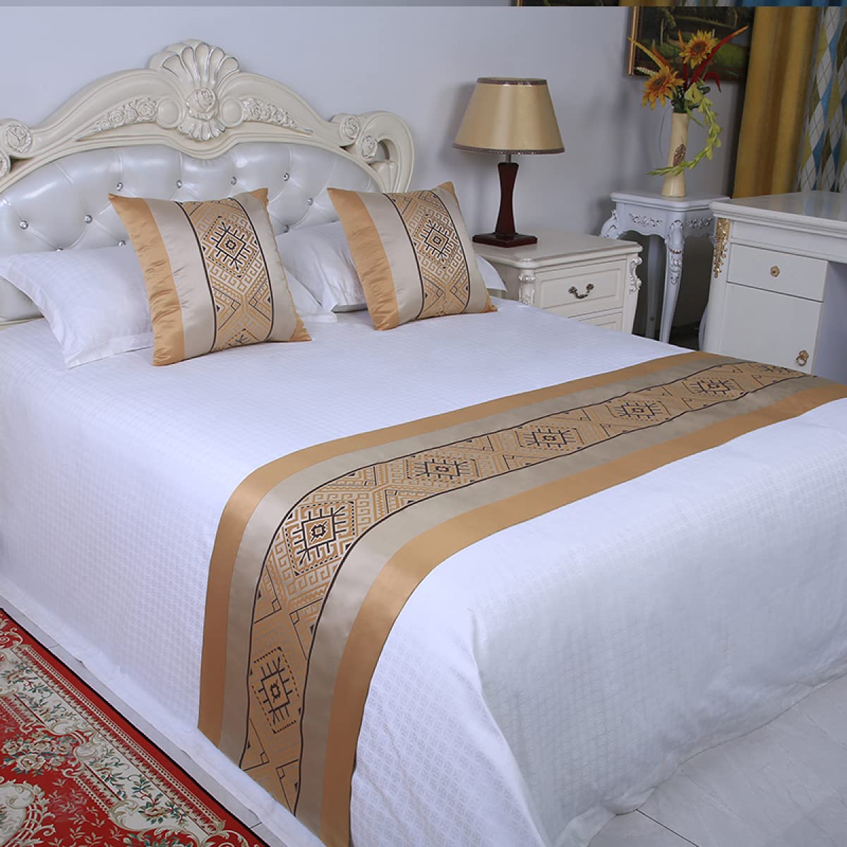 Luxury Hotel-Style Bed Runner - King Size Bed Scarf for Elegant Home Decor