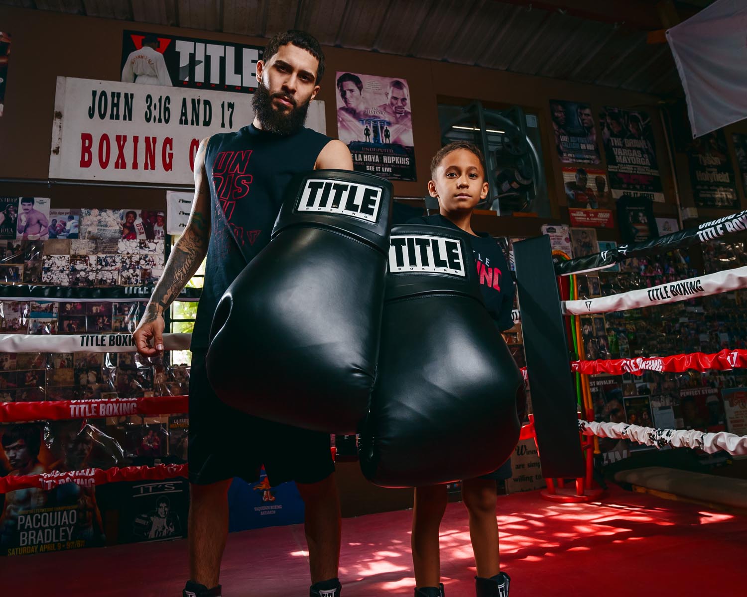 TITLE Boxing Jumbo Boxing Gloves 2.0 - Premium Training Gloves for Boxing, MMA & Kickboxing - Ideal for Heavy Bag Work, Sparring & Fitness Training