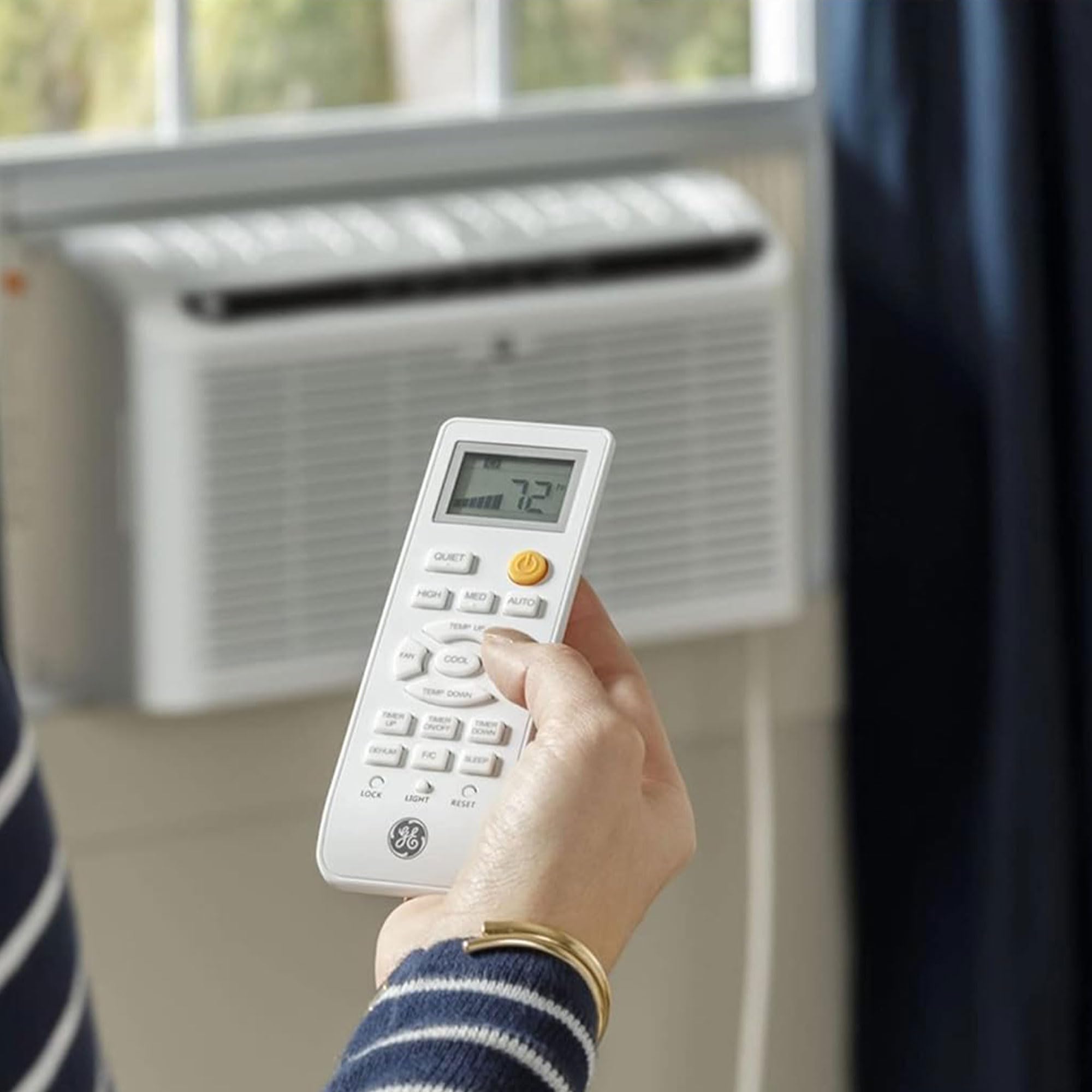 GE AHD06LZ Ultra Quiet 250 Sq. ft. Window Air Conditioner (Renewed) - Energy Efficient Cooling for Bedrooms, Small Offices & Apartments