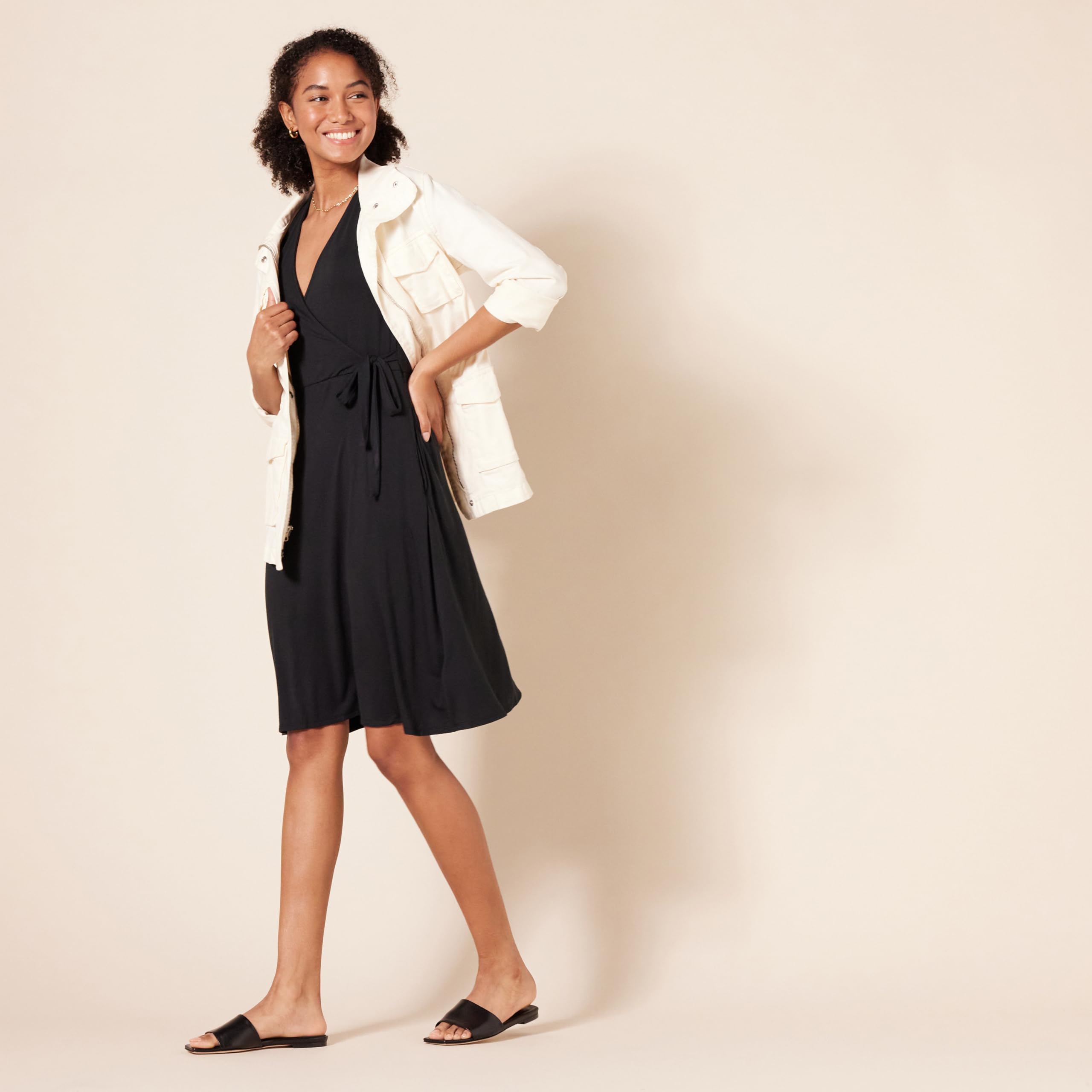 Amazon Essentials Women's Short Sleeve Faux-Wrap Dress - Flattering Casual & Office Wear for Women, Perfect for Work, Date Night & Summer Outings
