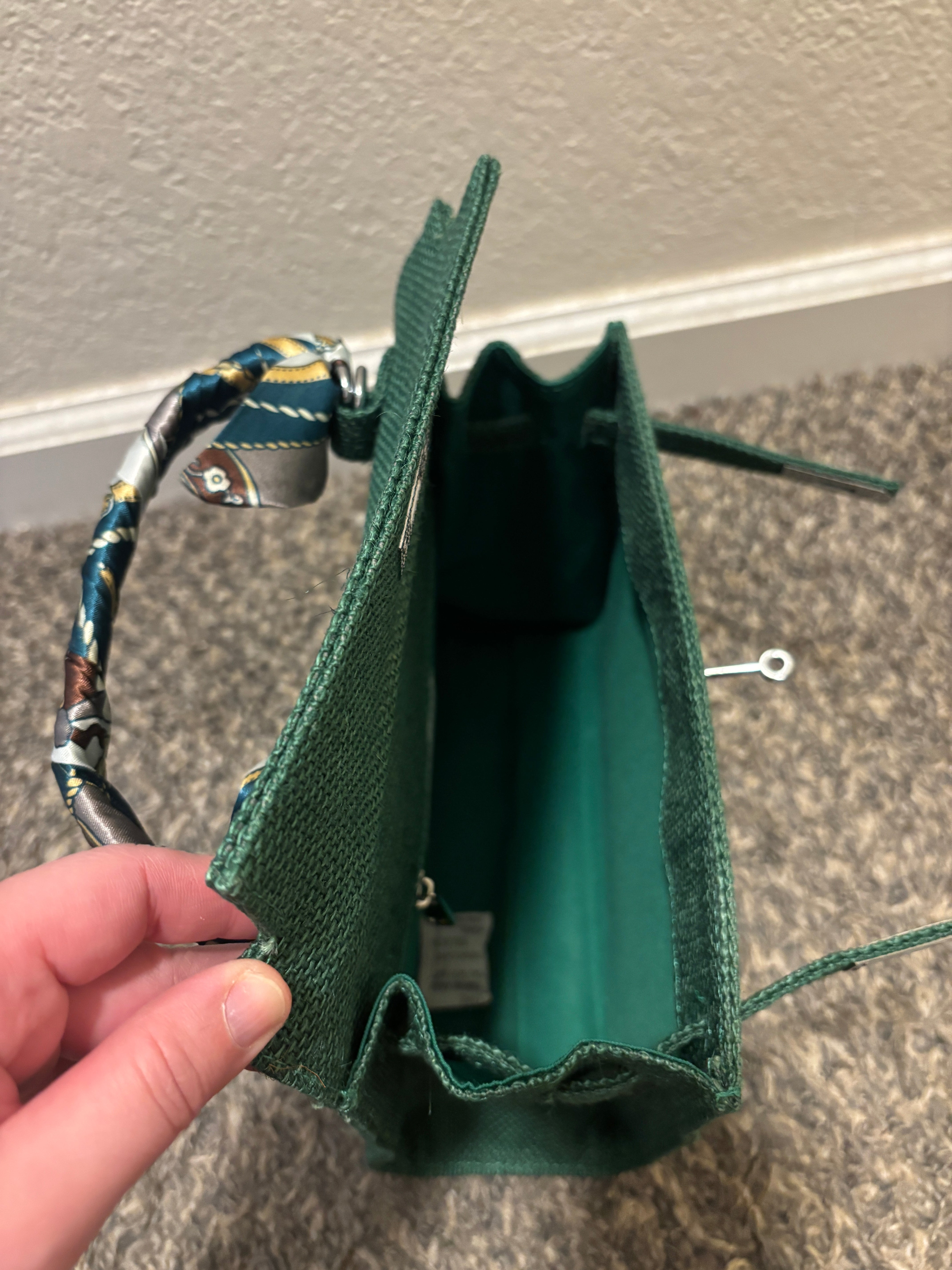French Style Jute Mini Crossbody Bag for Women - Eco-Friendly Green Shoulder Tote Bag | Perfect for Casual Outings, Beach Trips & Sustainable Fashion Accessories
