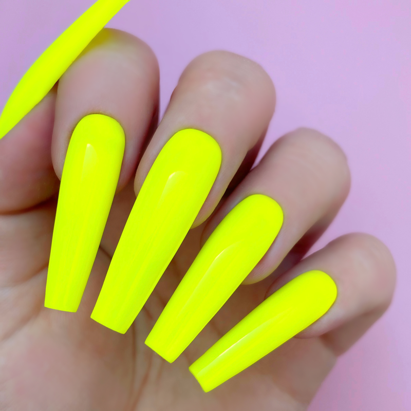 Glow in The Dark Nail Polish - Long Lasting UV Reactive Lacquer for Night Out & Party Nails - Perfect for Halloween, Raves & Glow Parties