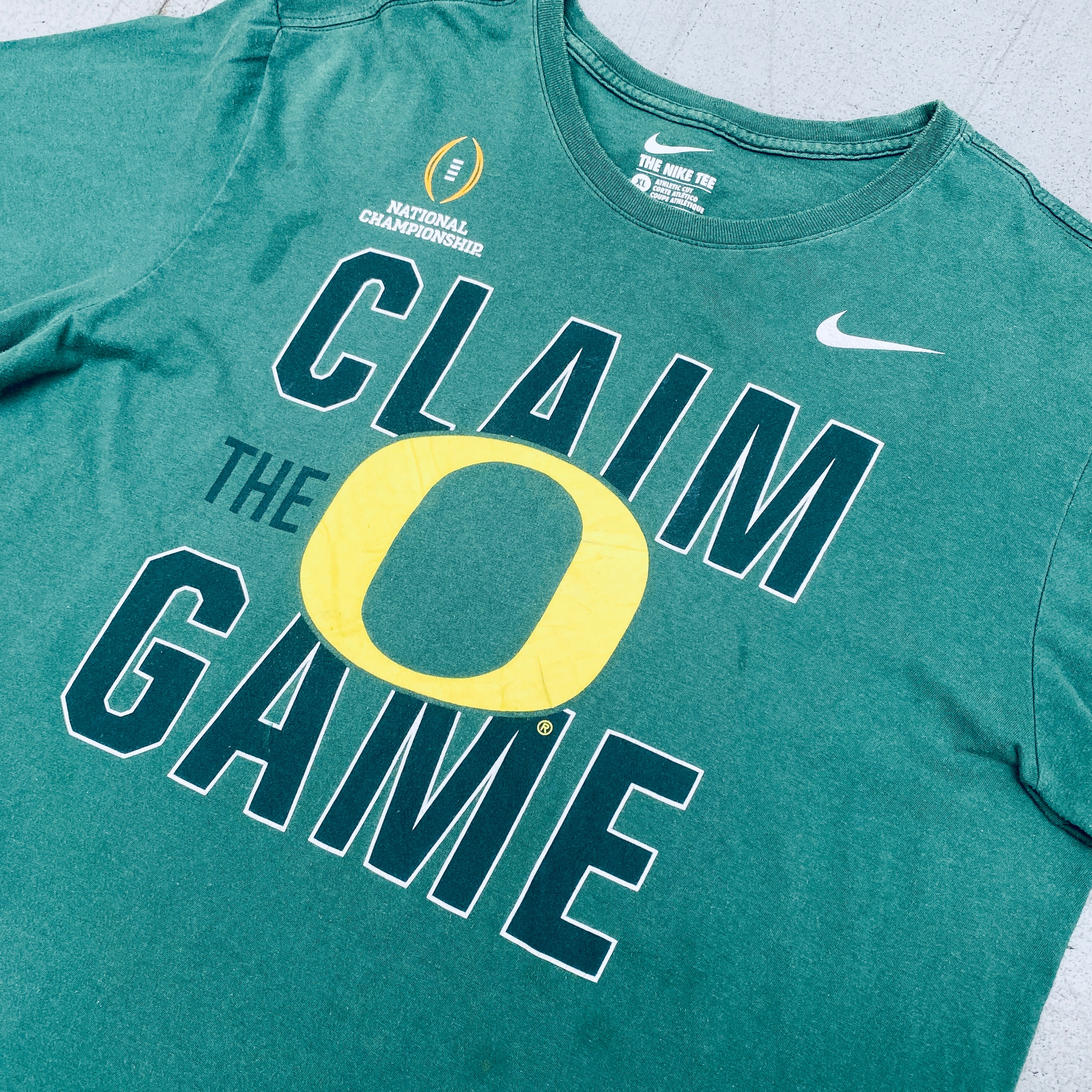 Oregon Ducks 2011 Nike Graphic Spellout National Championship T-Shirt XL - Vintage College Football Fan Apparel for Game Day & Sports Enthusiasts