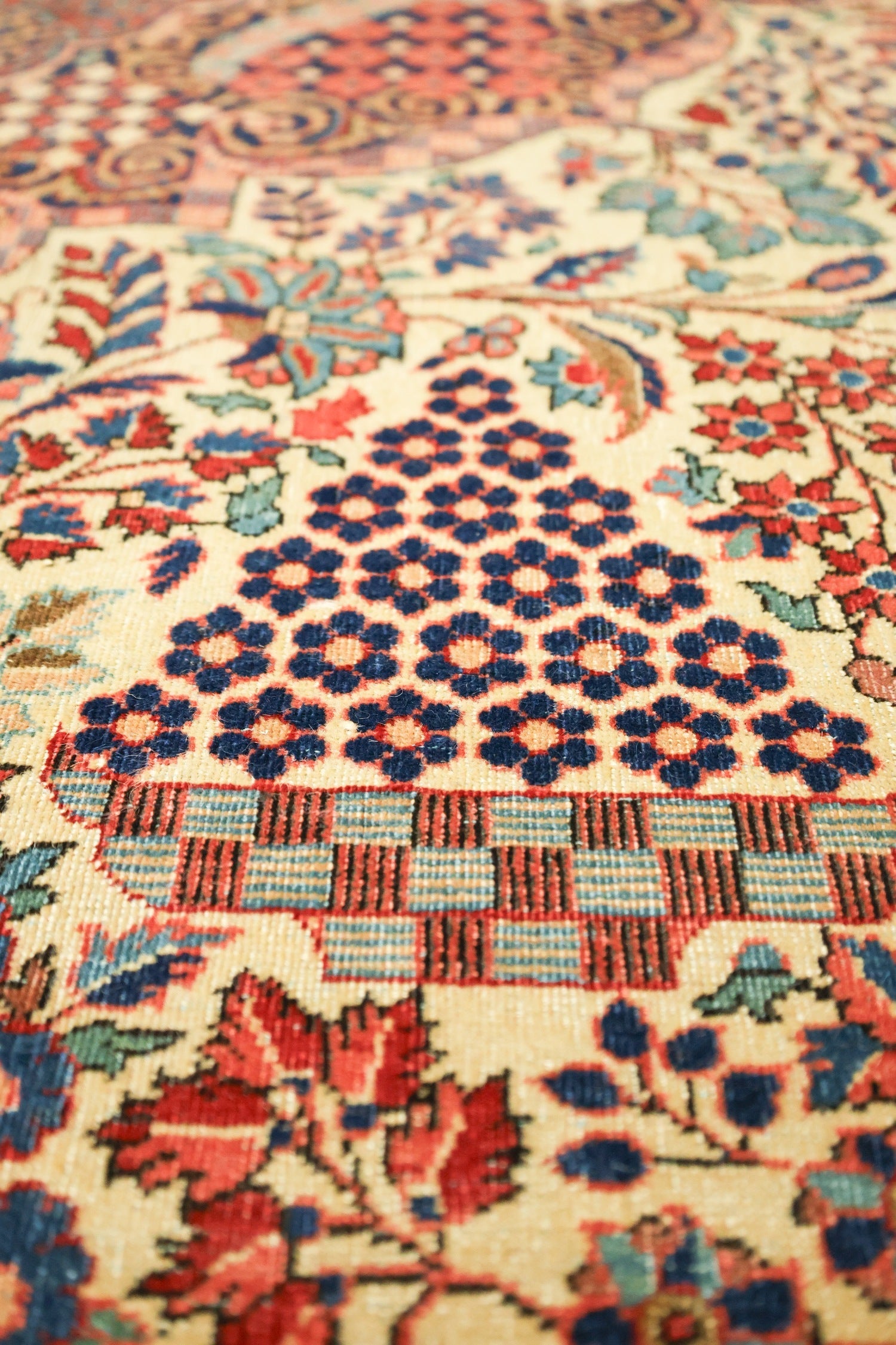 Antique Dabir Kashan Handwoven Traditional Persian Rug - JF8661 | Perfect for Living Room, Bedroom & Home Decor