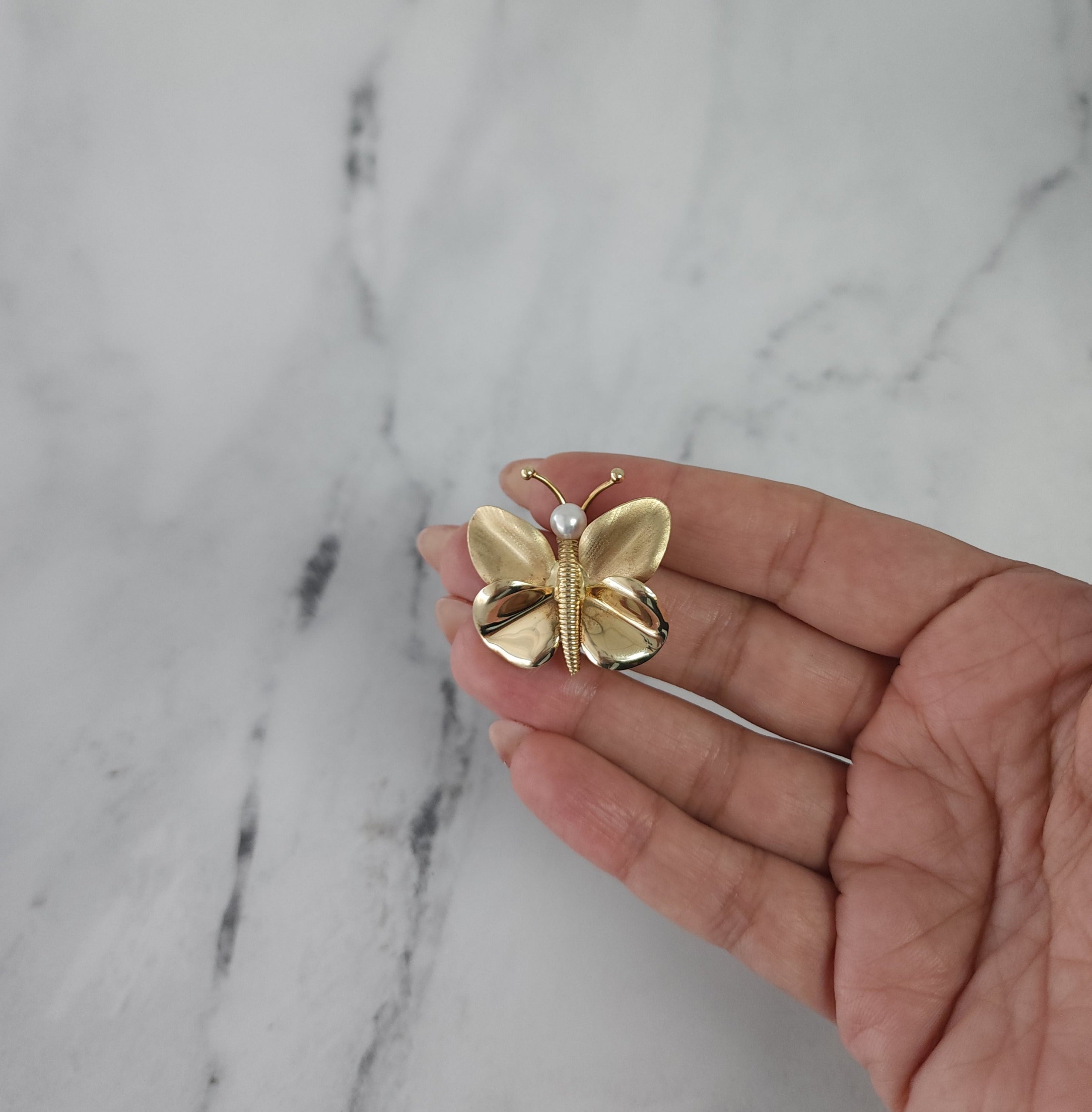 5MM Pearl Gold Butterfly Brooch - 14k Yellow Gold Pin for Women - Elegant Jewelry Gift for Weddings, Parties & Special Occasions