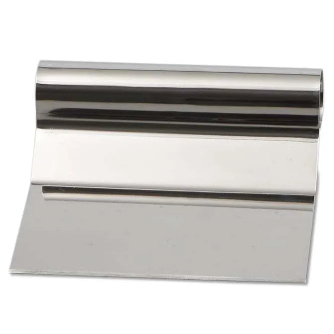 Premium Offset Chocolate Scraper - Stainless Steel Baking Tool for Cake Decorating, Candy Making & Dessert Garnishing - Perfect for Bakers, Chefs & Home Cooks