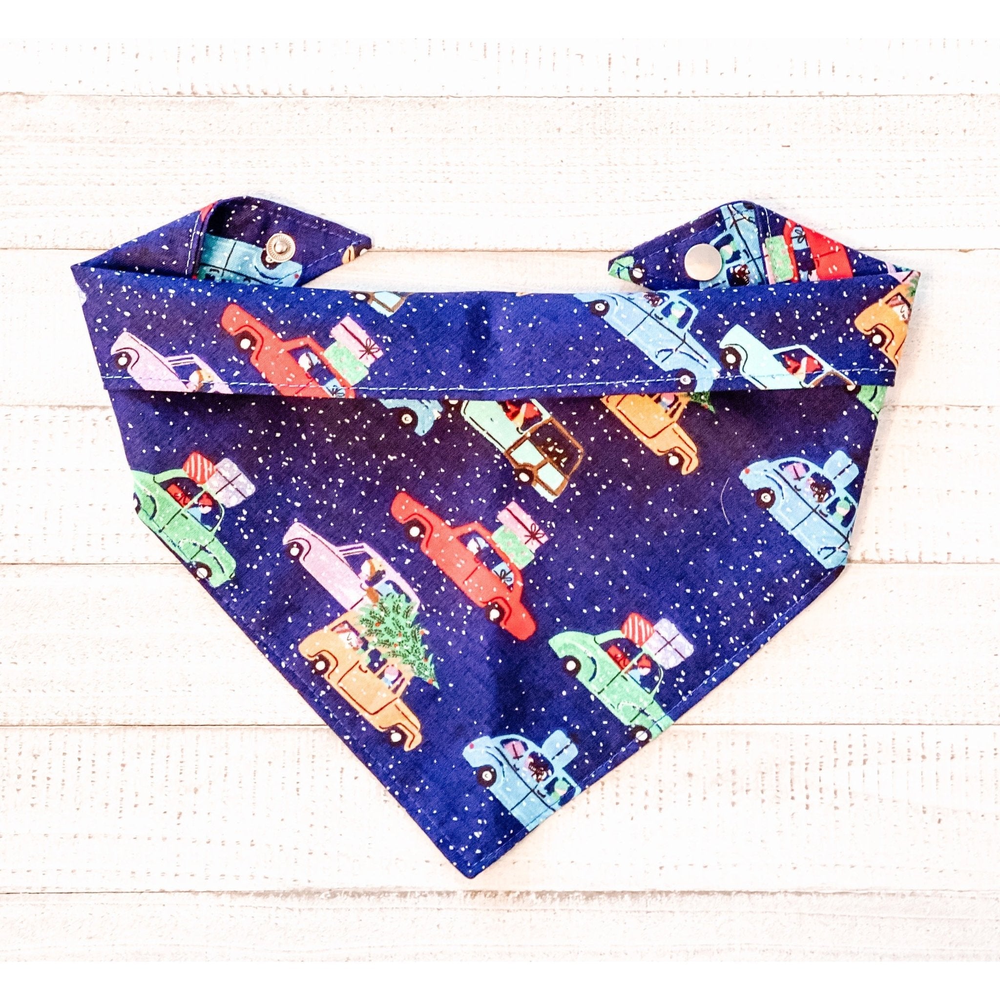 Christmas Dog Bandanas - Festive Holiday Pet Bandana for Dogs - Xmas Pet Accessories for Small Medium Large Dogs - Perfect for Holiday Photos, Parties & Gifts
