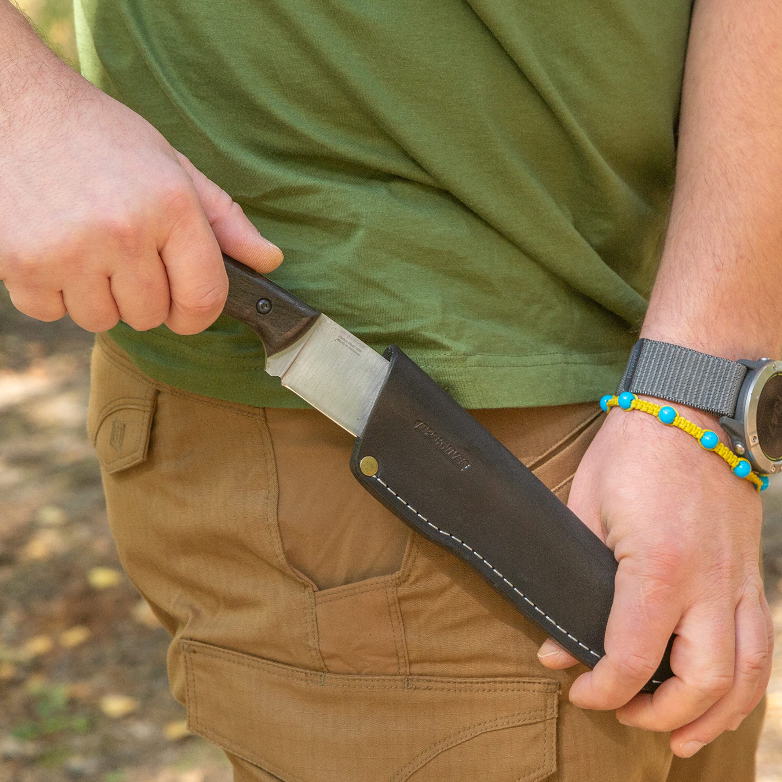 BPS Knives Savage - Full Tang Bushcraft Knife with Carbon Steel Blade & Leather Sheath - Outdoor Survival Tactical Knife for Camping, Hunting, Hiking - Durable Utility Knife for Wilderness Adventures
