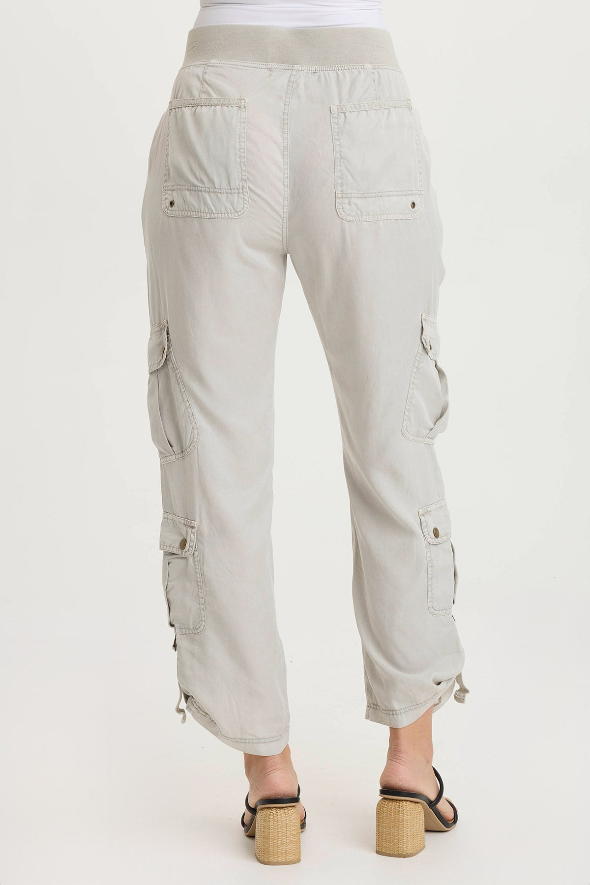 Levi's Men's Twill Tabbed Hem Cargo Pants - Durable Workwear & Outdoor Adventure Pants for Hiking, Camping & Casual Wear
