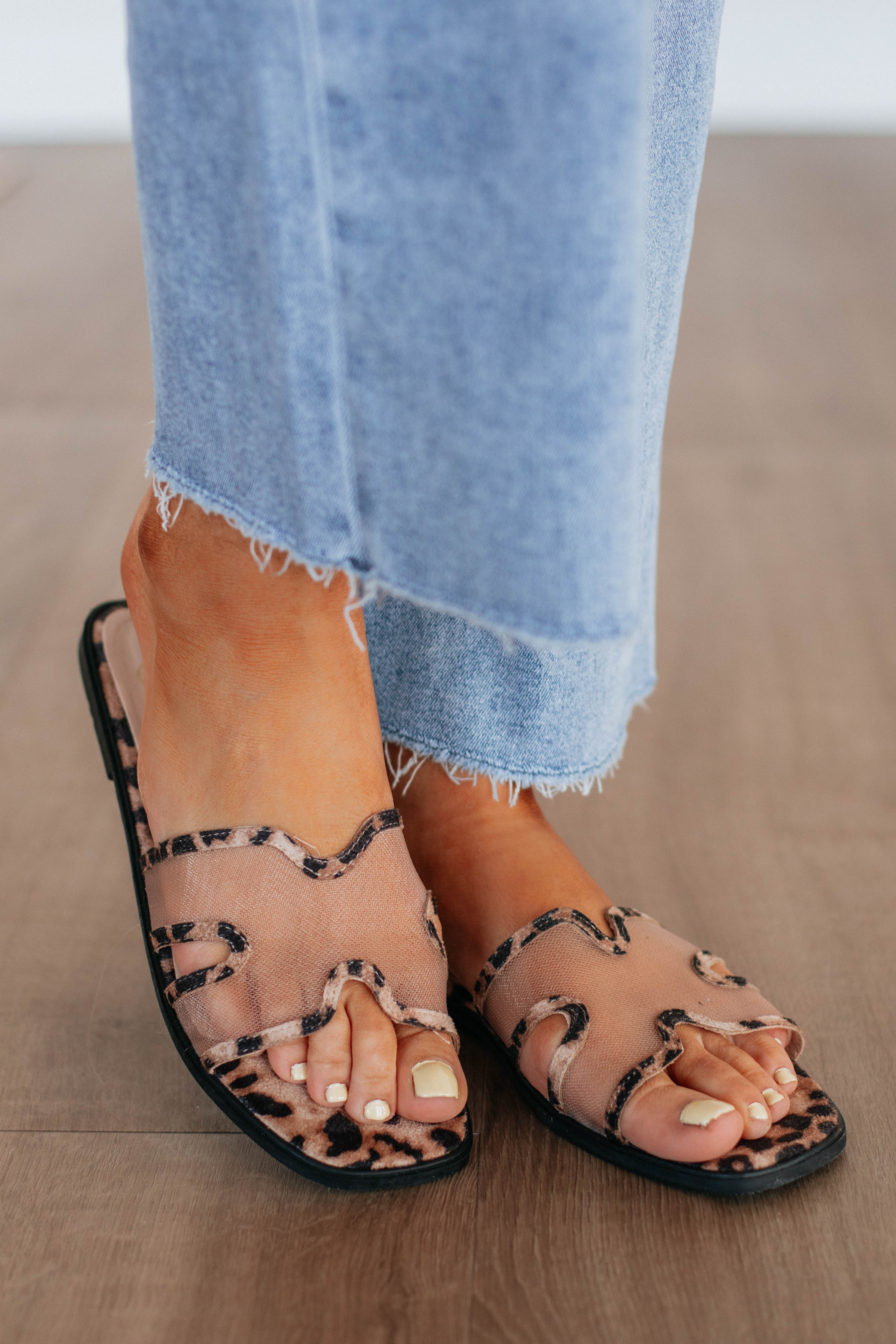 Just Can't Resist Sandals - Comfortable Women's Summer Flip Flops for Beach, Pool & Casual Wear