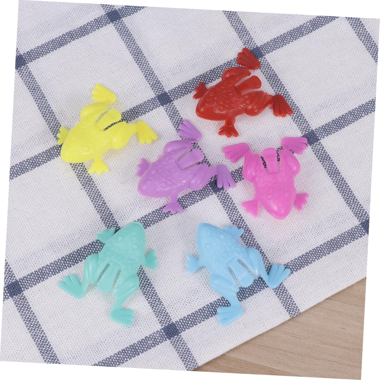 UPKOCH 300 Pcs Colorful Jumping Animal Bath Toys - Fun Miniature Toys for Kids, Toddlers & Sensory Play - Perfect for Bathtime, Pool Parties & Educational Playtime