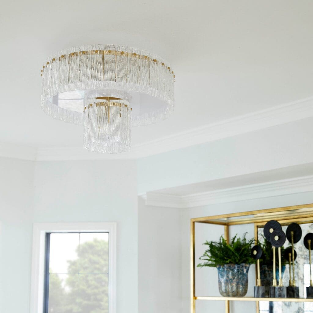 Cyan Design 11630 Othello 7-Light Chandelier in Aged Brass - Elegant Dining Room & Living Room Lighting Fixture for Home Decor