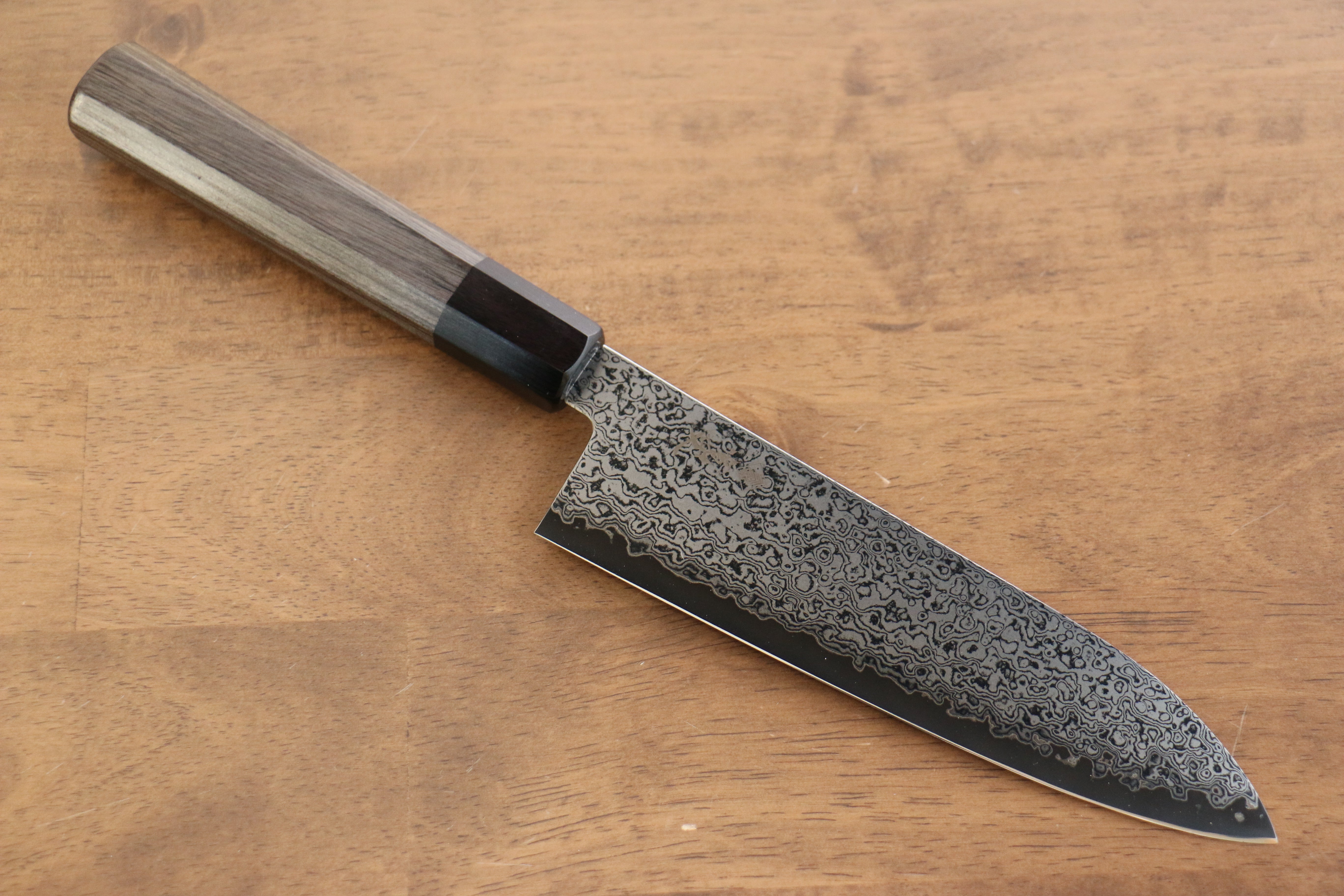 Premium Kanjyo VG10 Damascus Santoku Knife 180mm - Japanese Chef Knife with Gray Pakkawood Handle - Perfect for Slicing, Dicing & Chopping Vegetables, Meat & Fish