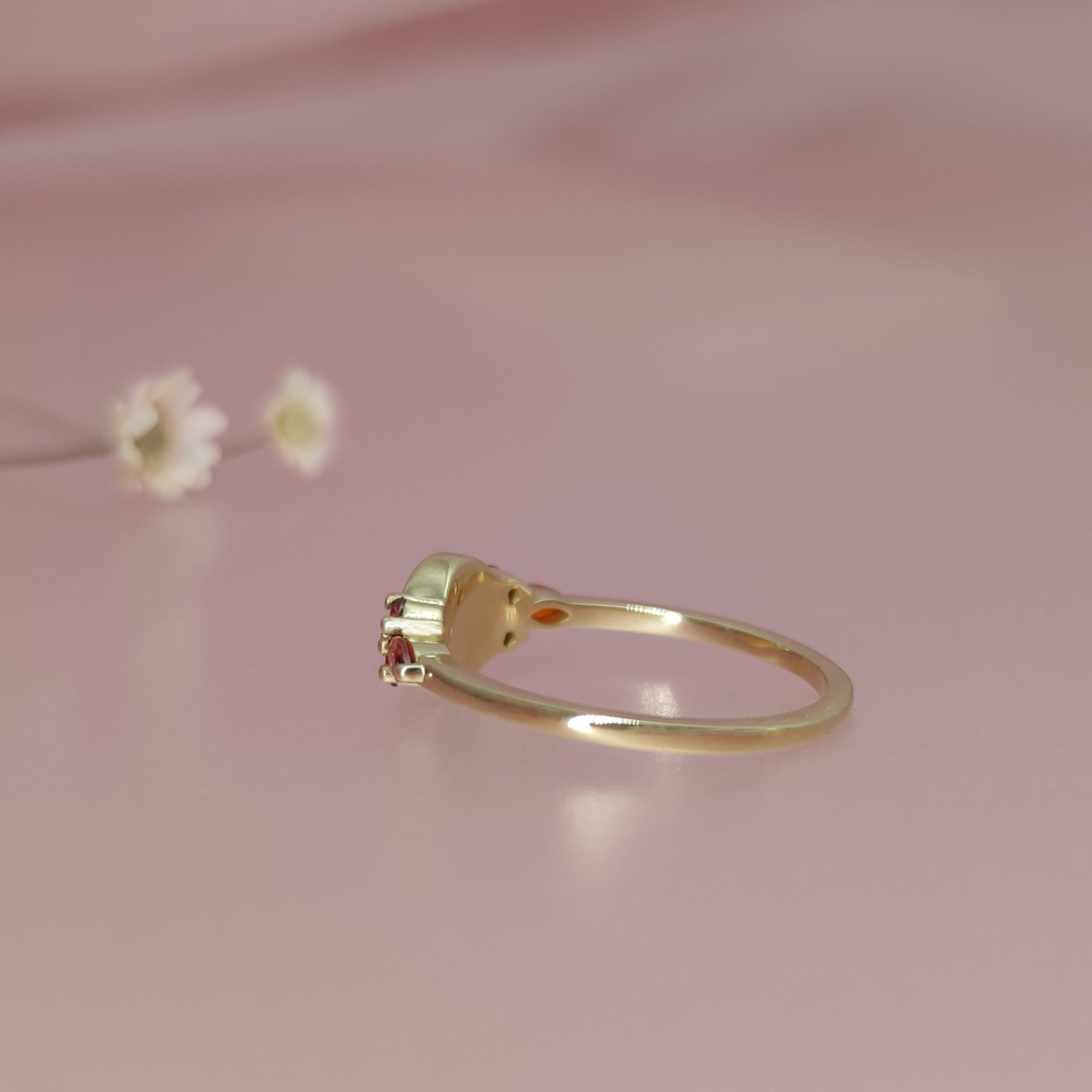 Lacta Gems: Elegant Breastmilk Keepsake Ring for Moms - Perfect for Nursing Mothers & Breastfeeding Jewelry Gifts - Cherish Precious Memories with Your Baby